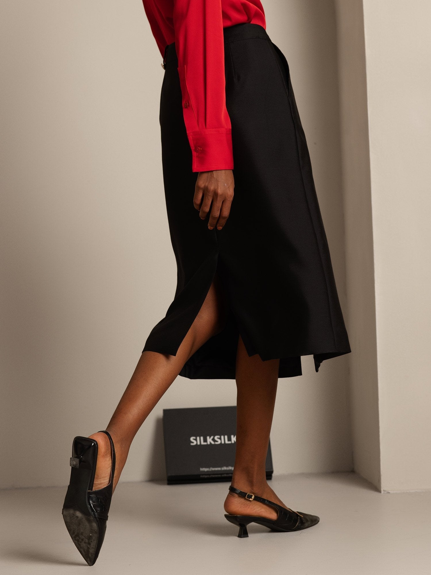 [Black] SilkSilky-AU 32Momme Wool Split Skirt 002,