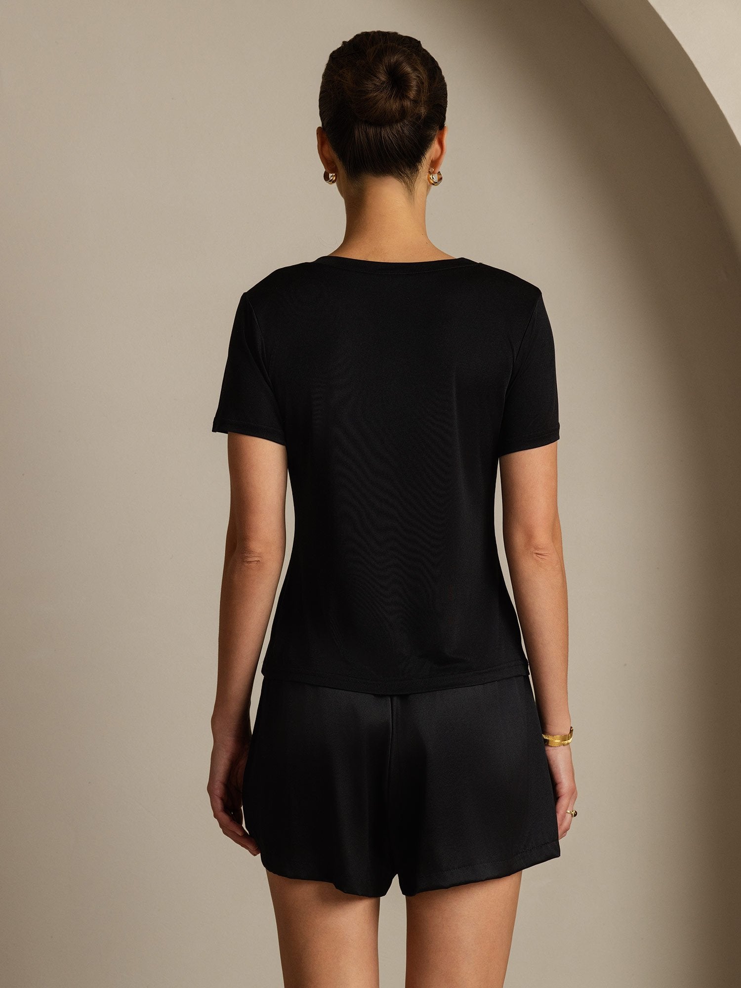 [Black] SilkSilky-AU Pure Silk V Neck Women's T-Shirt 002