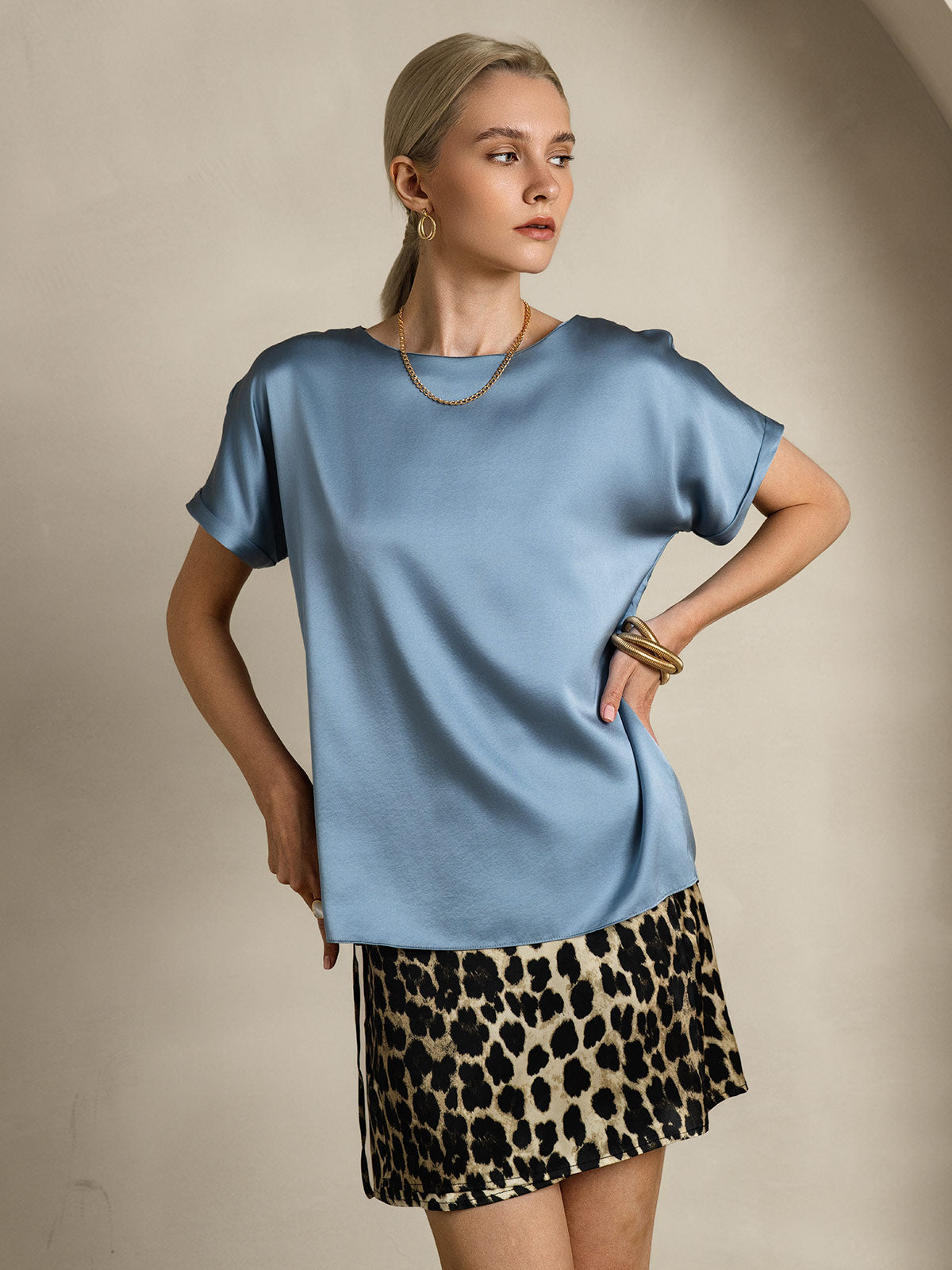 [Grayish Blue] SilkSilky-AU 19Momme Silk Round Neck Women's T-Shirt 004