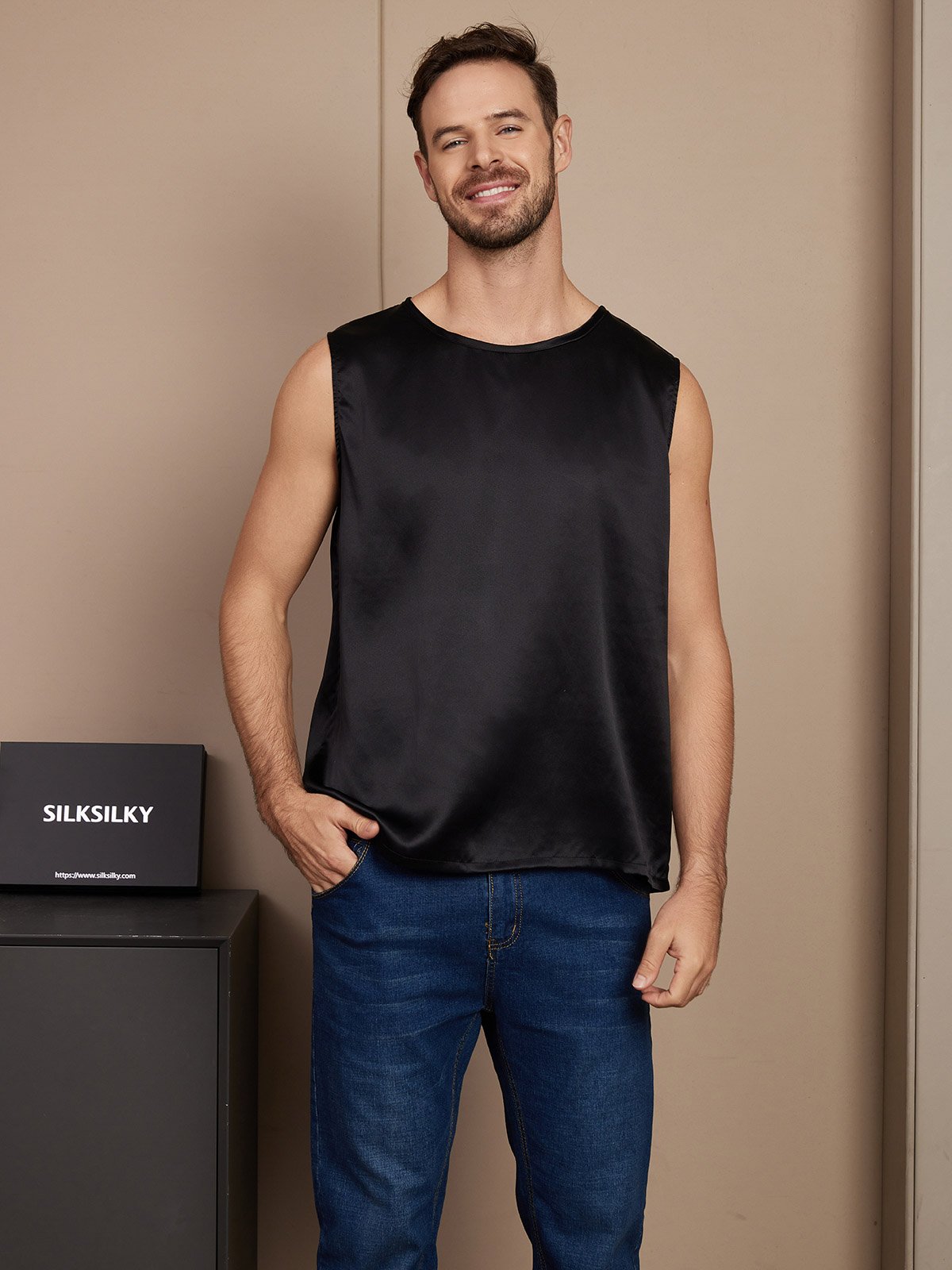 SilkSilky AU Pure Silk Sleeveless Mens T Shirt Black 001