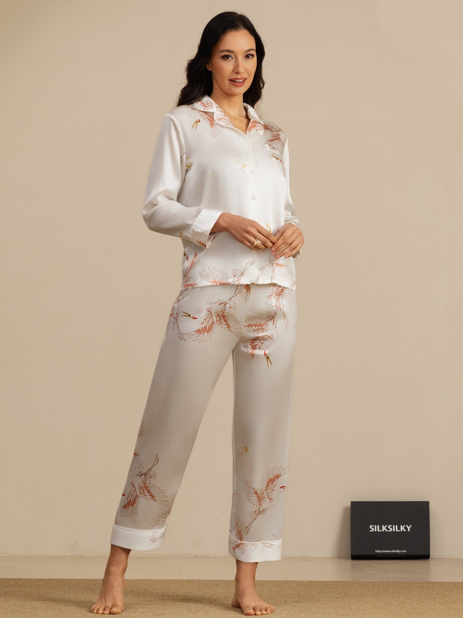 [White] SilkSilky-AU 19Momme Long Sleeve Notch Collar Women's Pyjamas 006