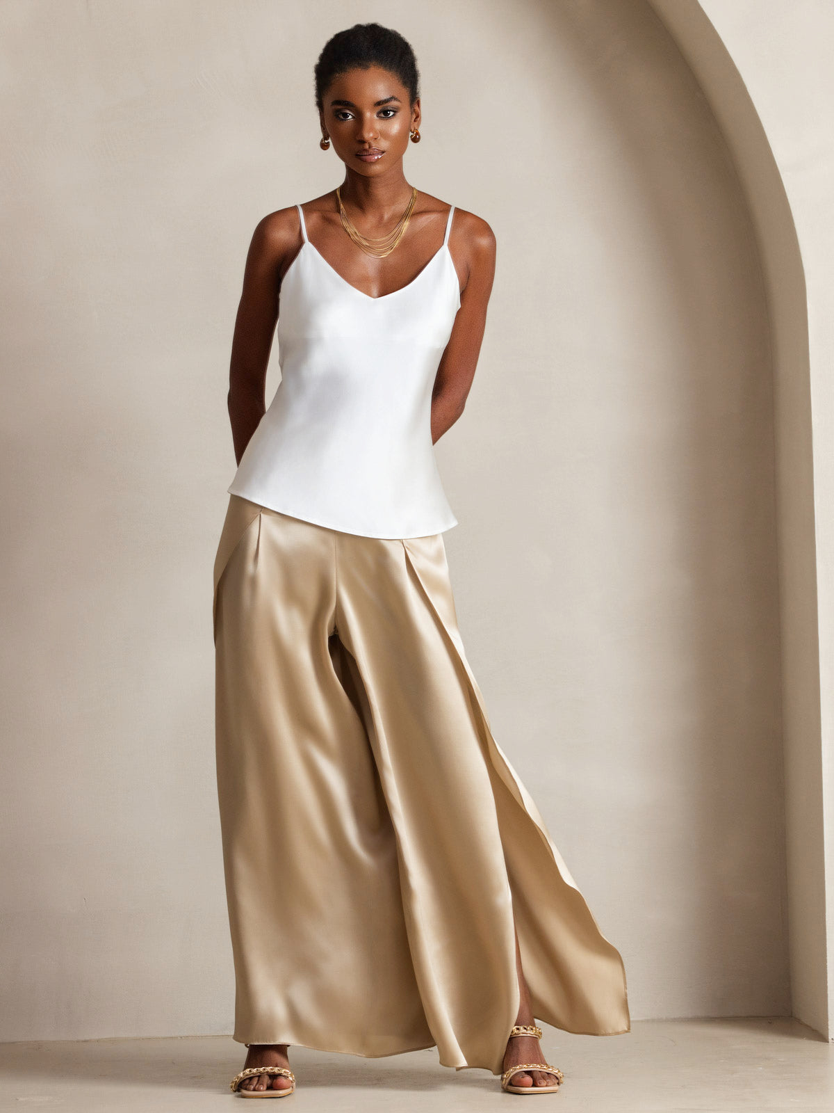 [White] SilkSilky-AU Spaghetti Strap V Neck Camisole 001