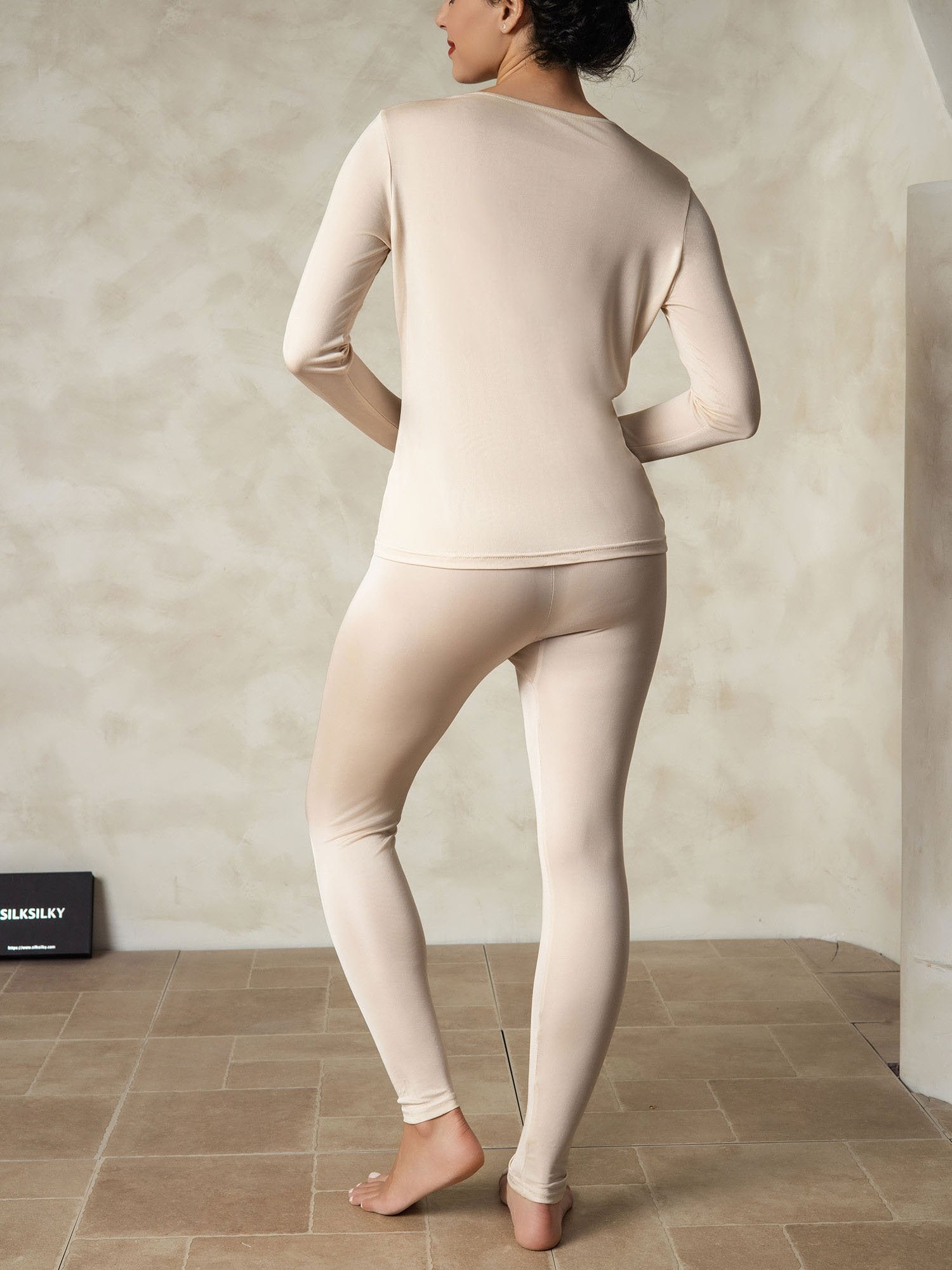 [Tan] SilkSilky-AU Silk Knitted Round Neck Women's Pyjamas 002