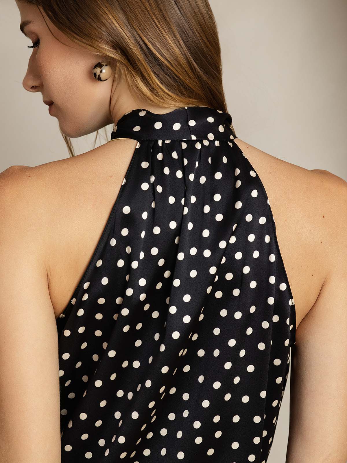 [Black+White] SilkSilky-AU 19Momme Silk Tie Neck Women's Shirt 006