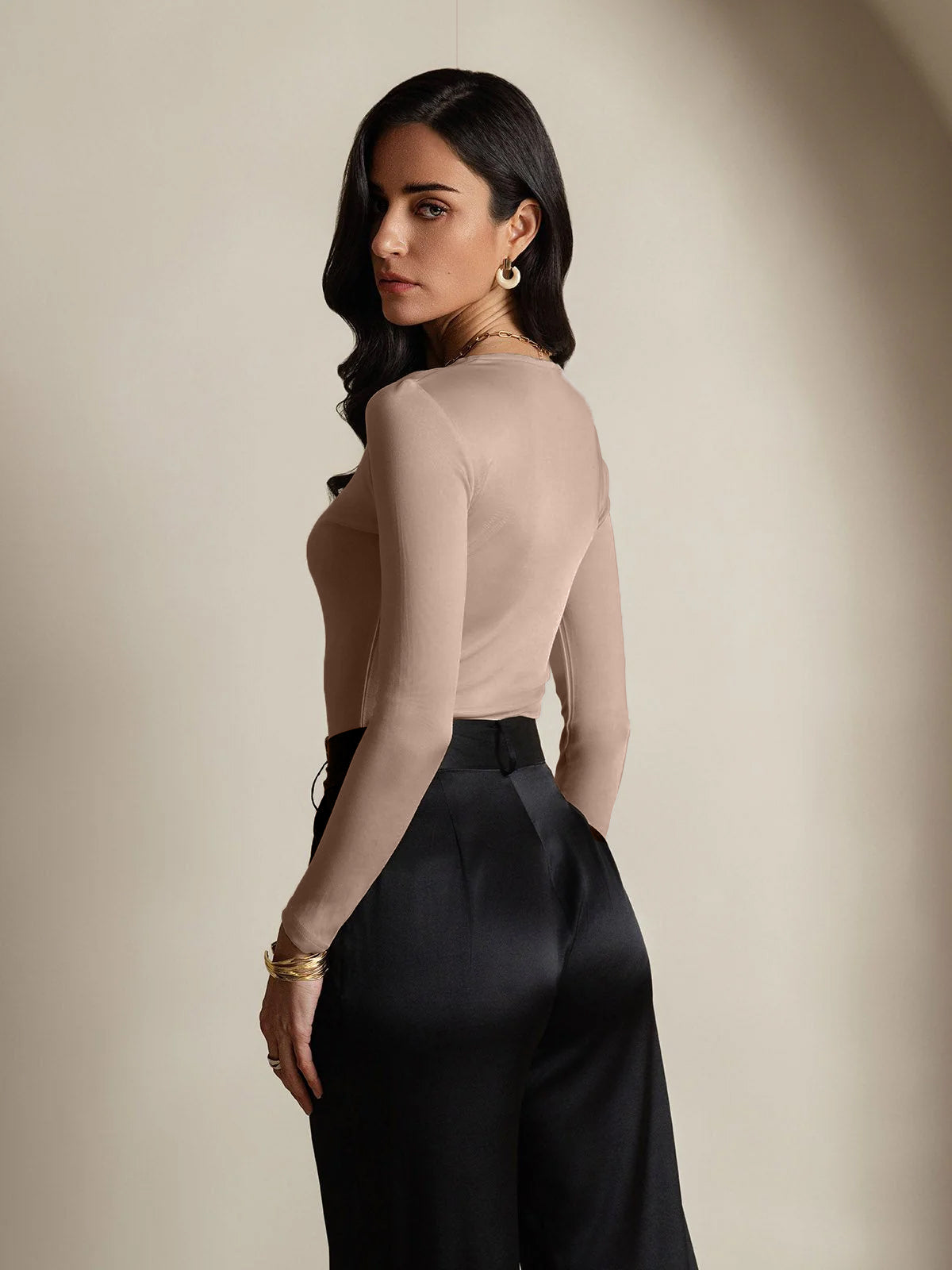 [Coffee] SilkSilky-AU Silk Round Neck Women's T-Shirt 002,