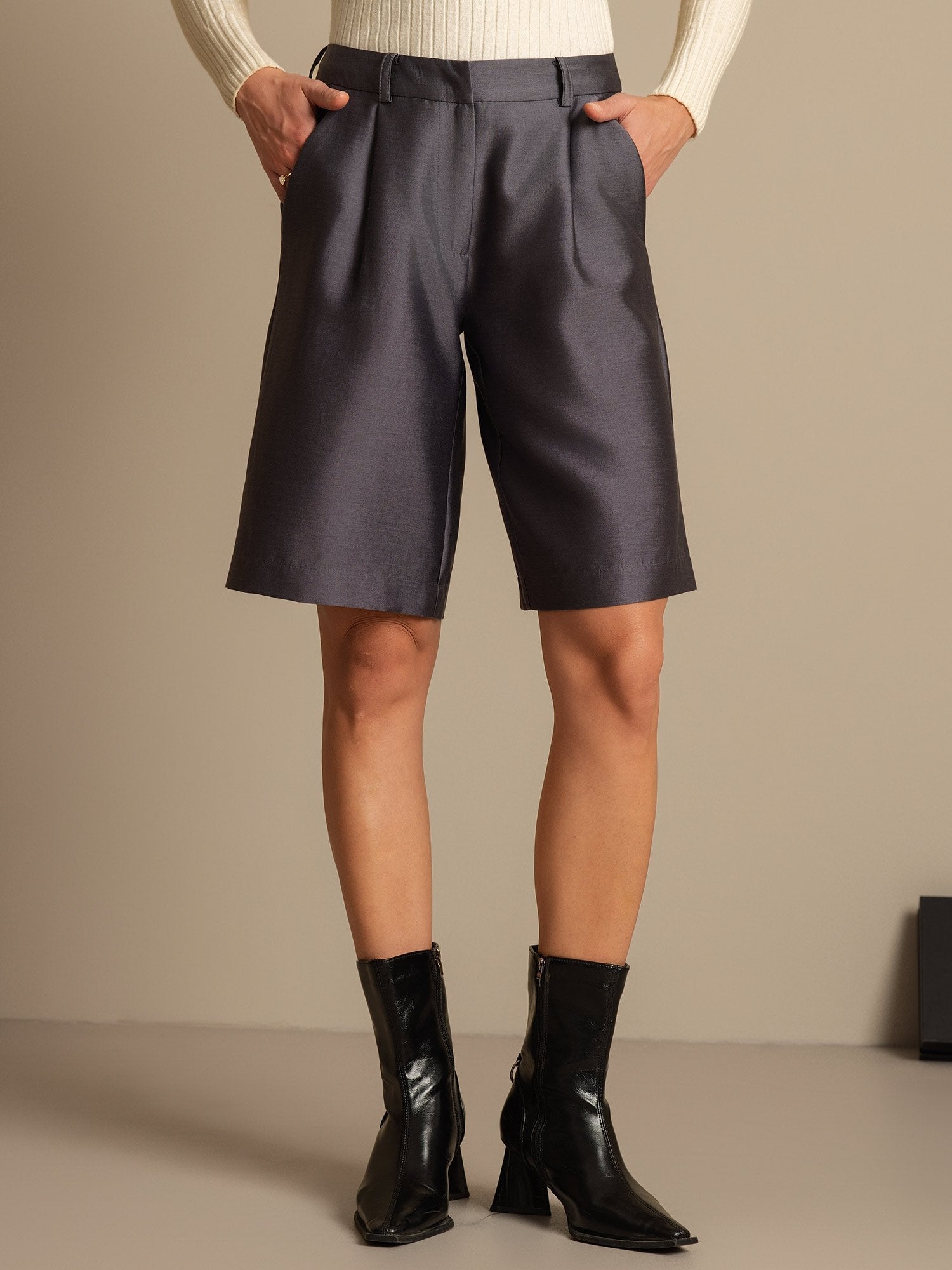 [Gray] SilkSilky-AU 32Momme Wool Womens Shorts 001,