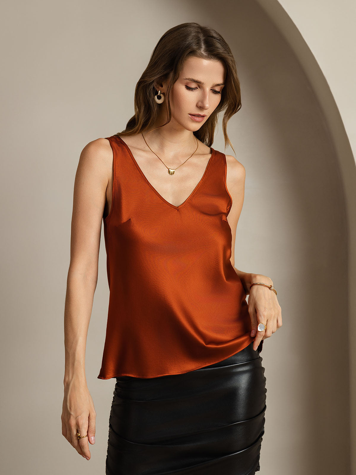 [Caramel] SilkSilky-AU 19Momme Silk V Neck Camisole 006
