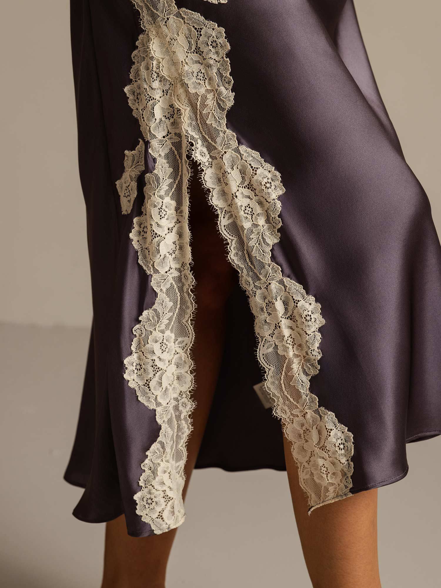 [PurpleGray] SilkSilky-AU Pure Silk Split Nightgown 006