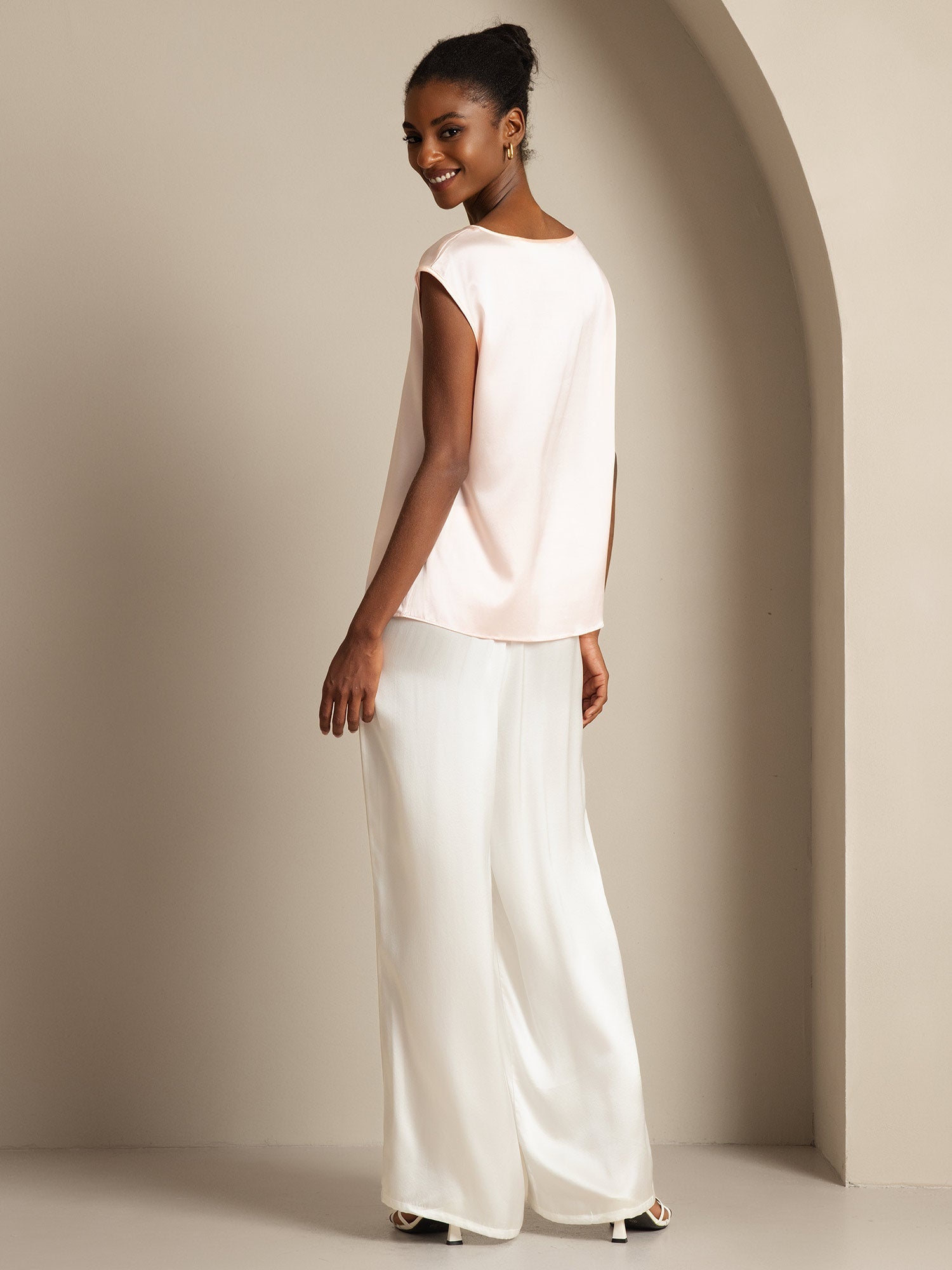 [Pink] SilkSilky-AU 19Momme Silk Round Neck Women's T-Shirt 002,