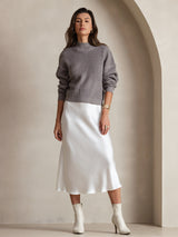 [White] SilkSilky-AU Sleeveless V Neck Dress 007