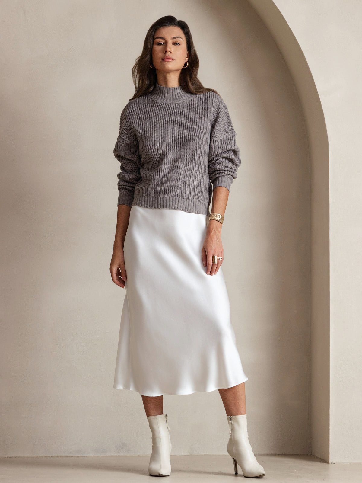 [White] SilkSilky-AU Spaghetti Strap V Neck Dress 007