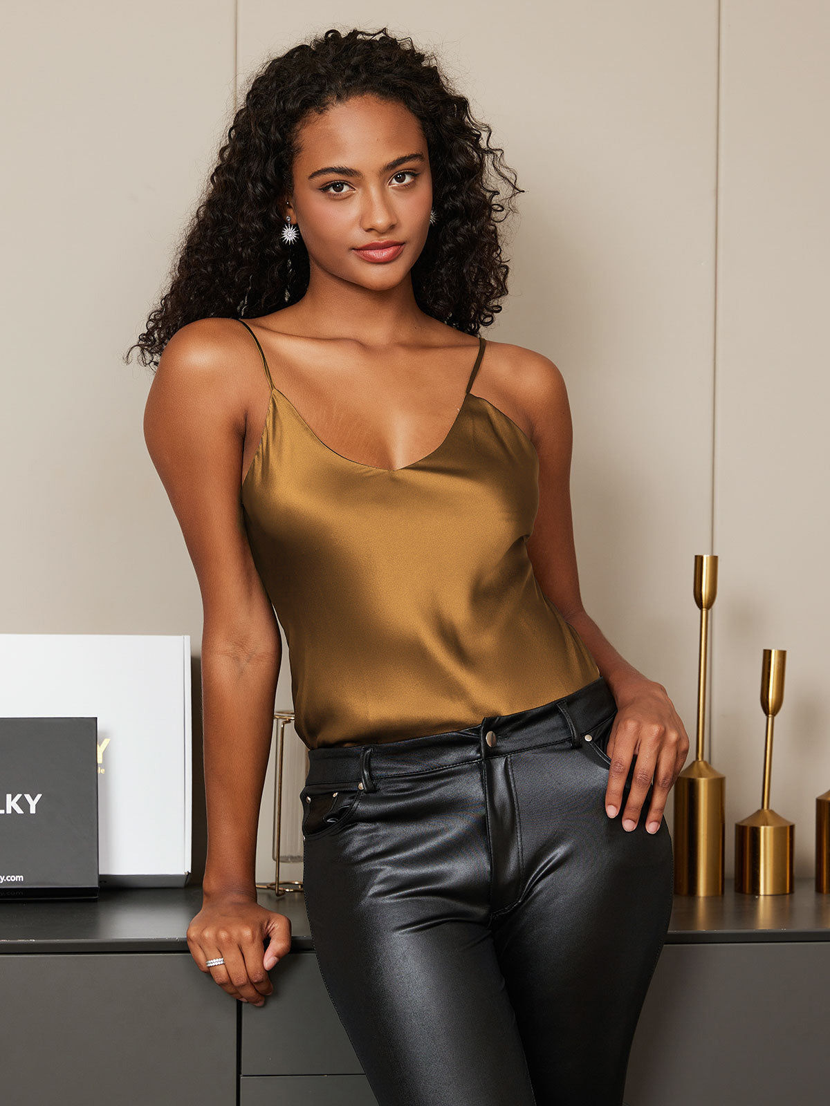 [Coffee] SilkSilky-AU Pure Silk Sleeveless V Neck Camisole 003