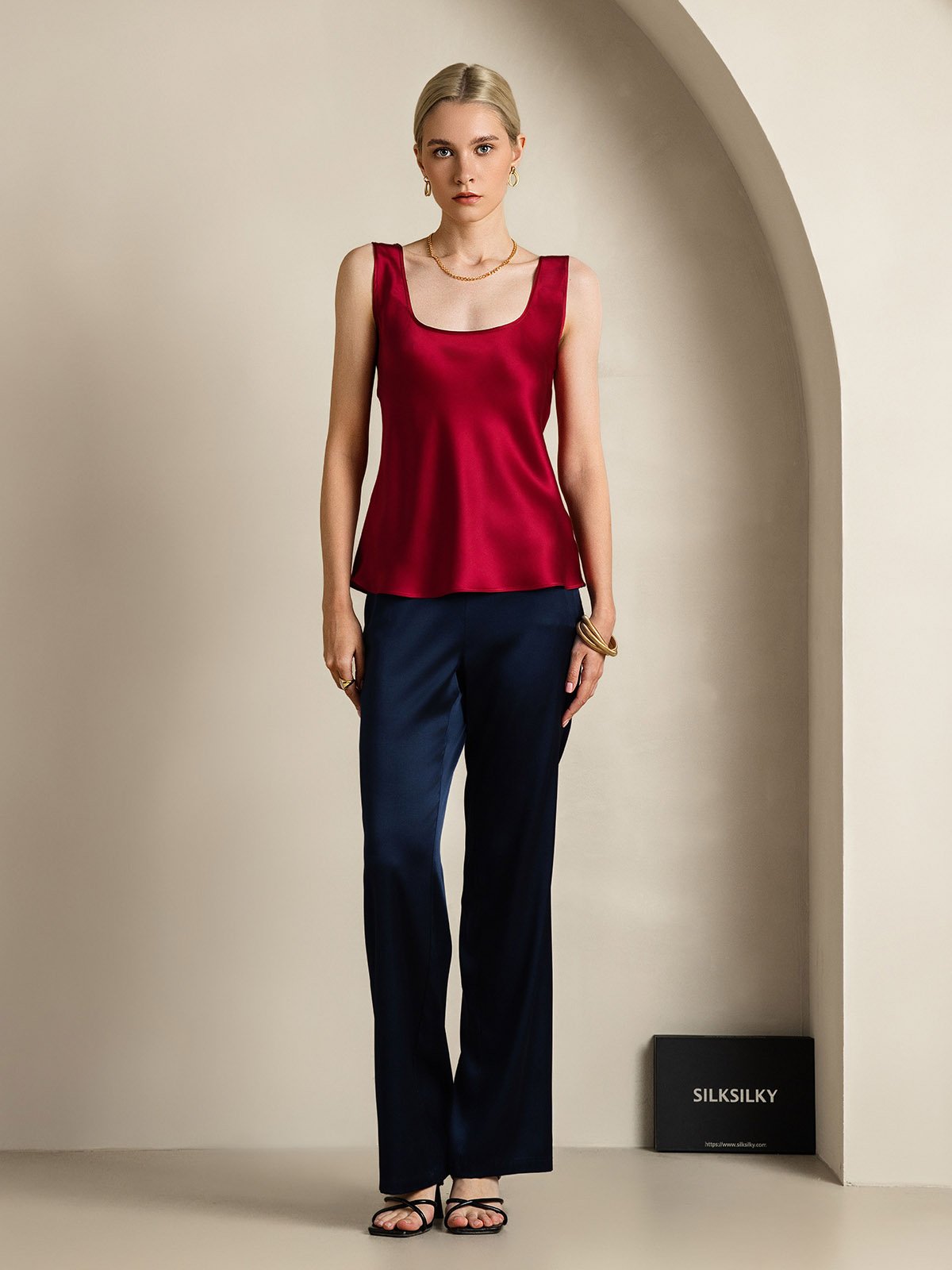 [Wine] SilkSilky-AU 19Momme Silk Sleeveless U Neck Camisole 006