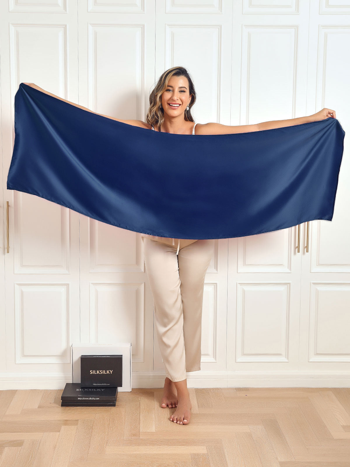 SilkSilky AU Pure Silk Scarf DarkBlue 001