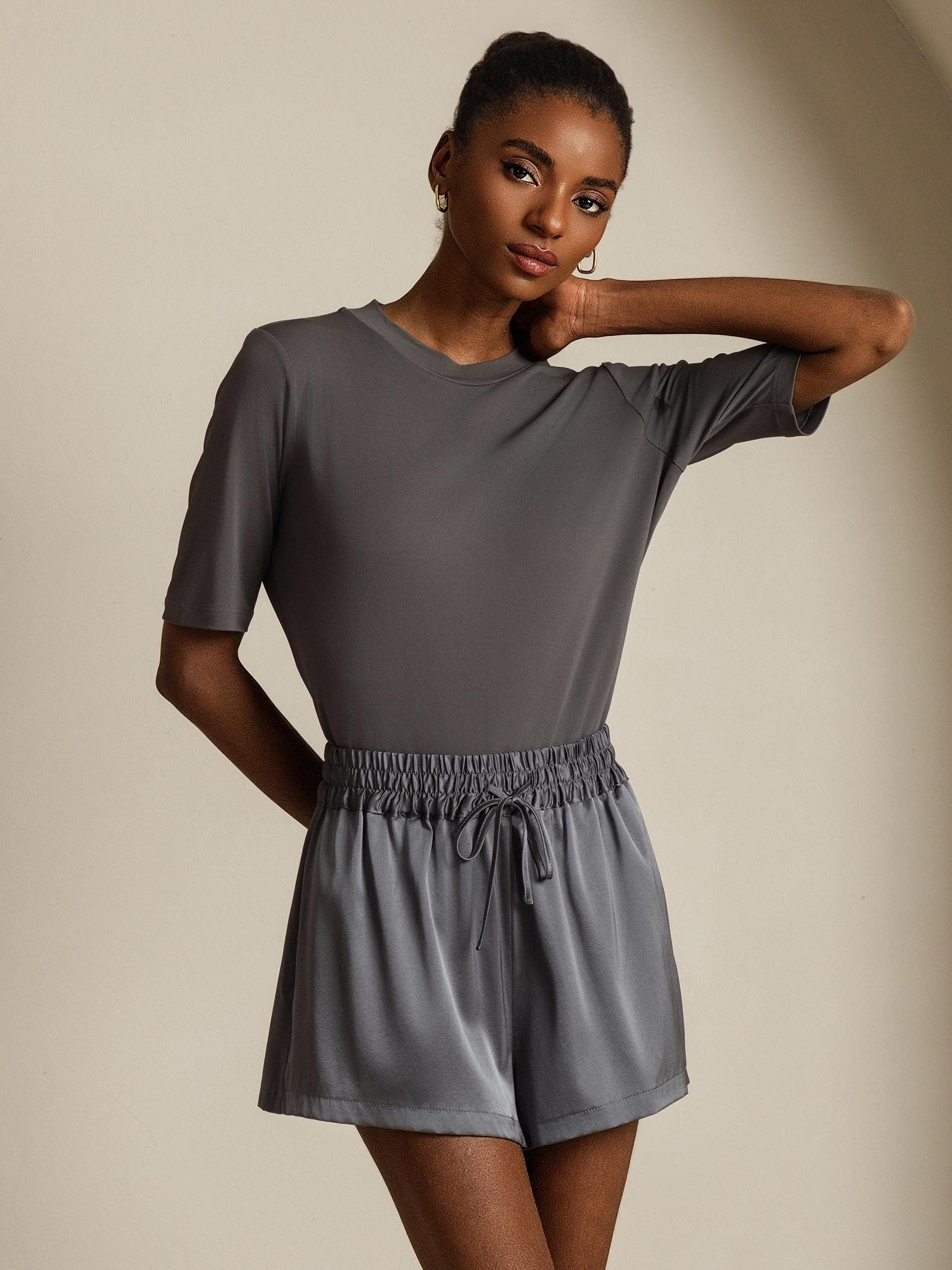 [Gray] SilkSilky-AU Pure Silk Round Neck Women's T-Shirt 001