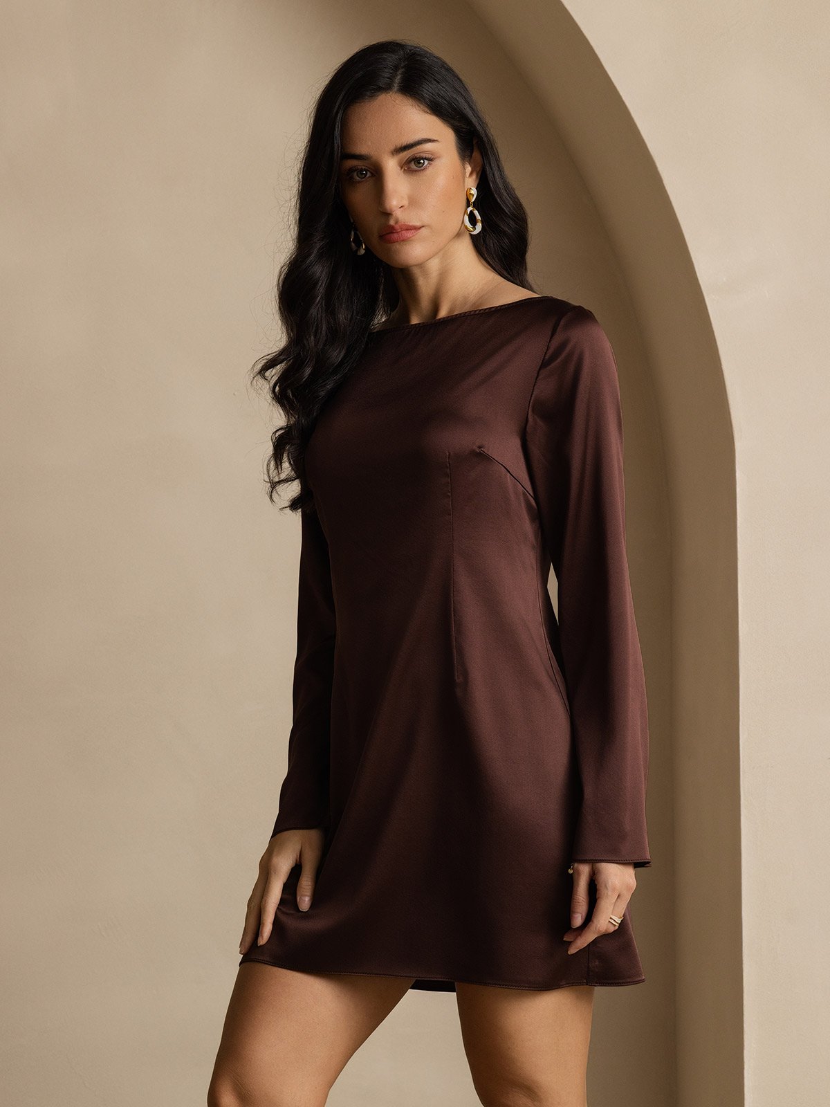 SilkSilky-AU 19Momme Silk Long Sleeve Boat Neck Dress Coffee 007