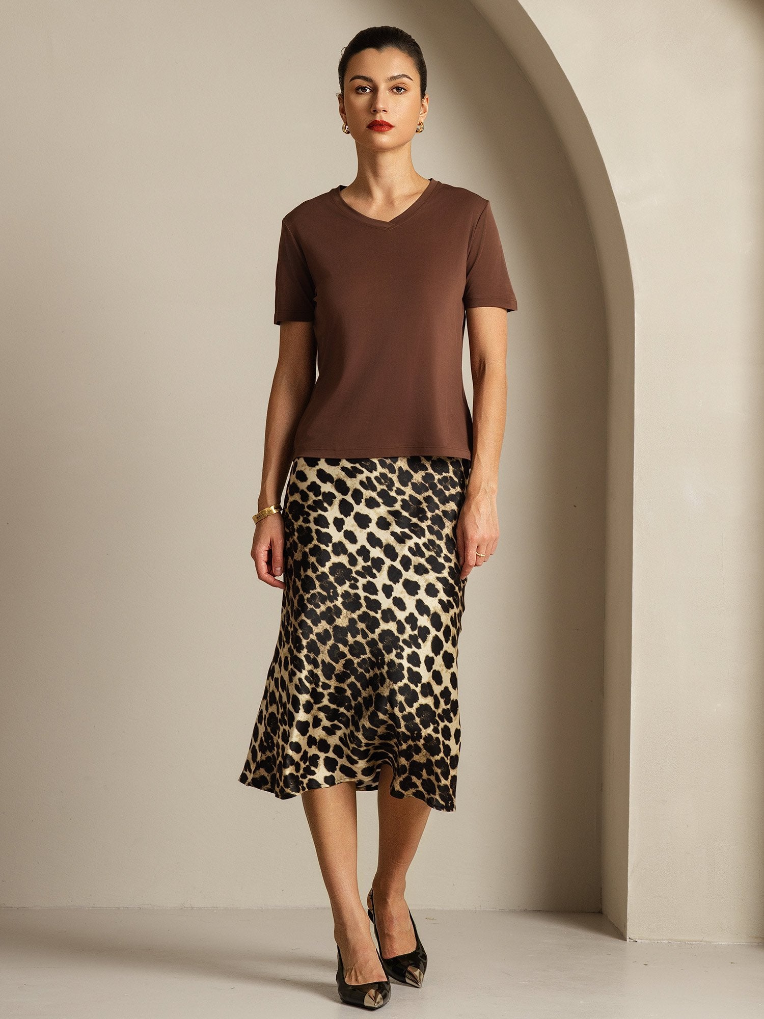 [Coffee] SilkSilky-AU Pure Silk V Neck Women's T-Shirt 008