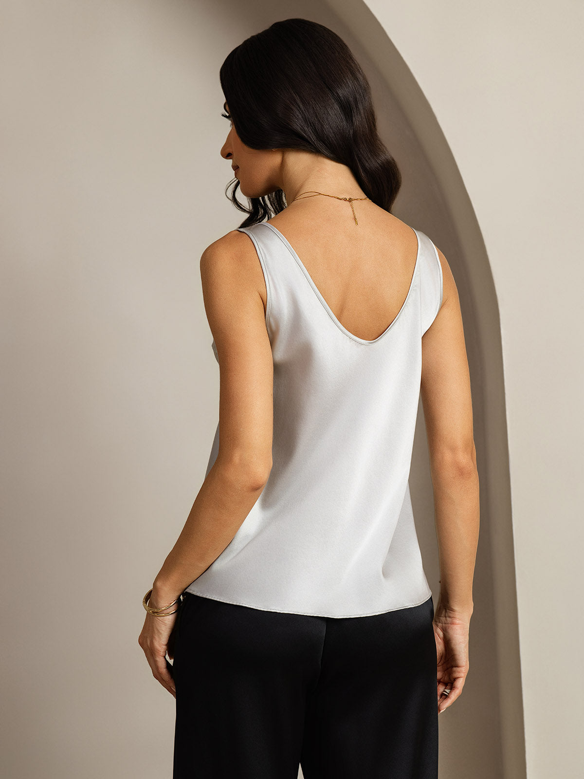 [Silver] SilkSilky-AU 19Momme Silk V Neck Camisole 002