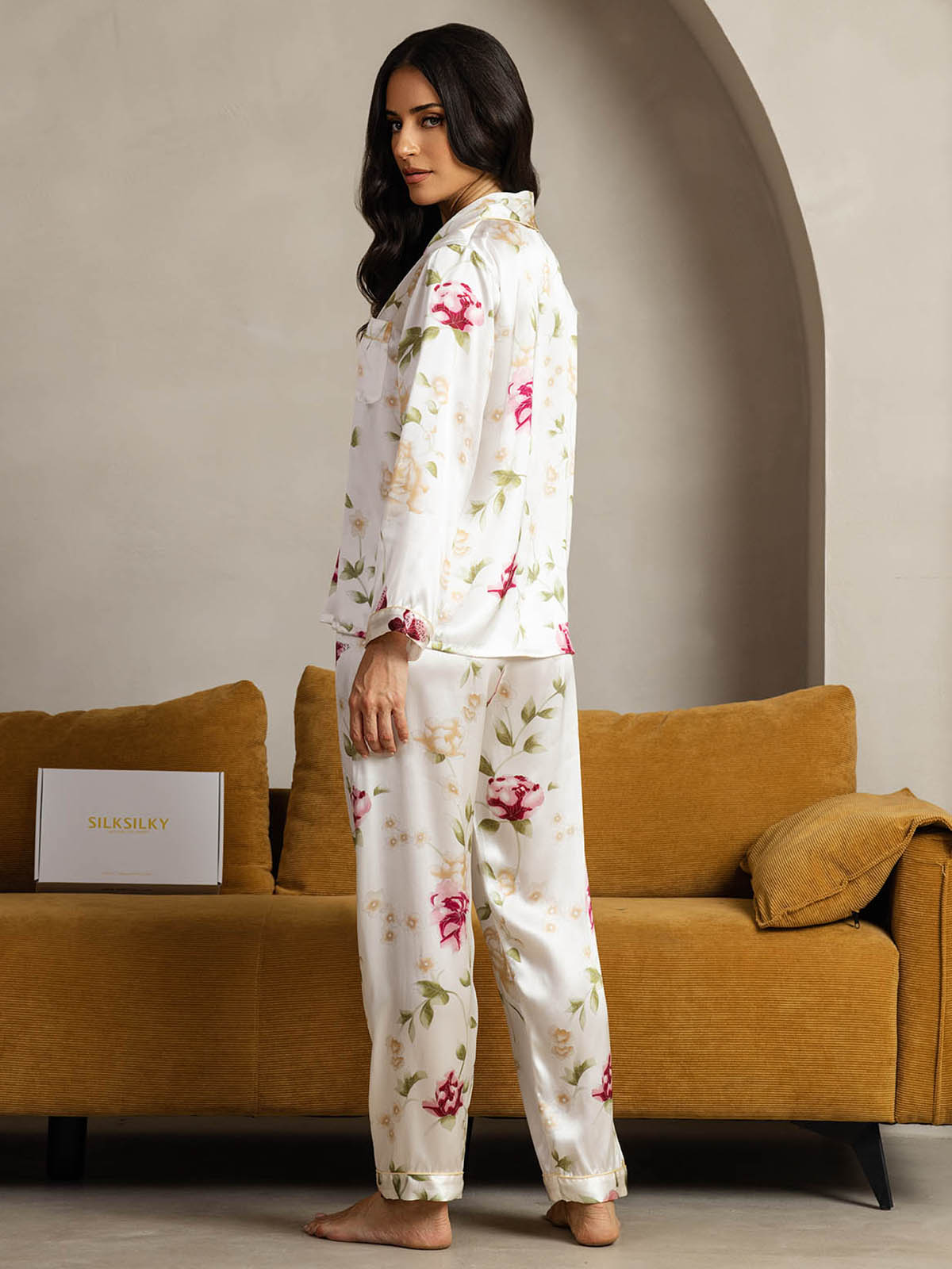 [Ivory Floral] SilkSilky-AU Pure Silk Womens Pajamas 002