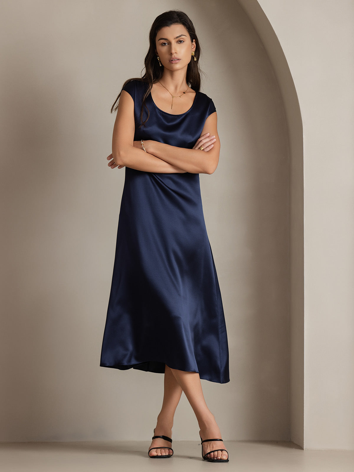 SilkSilky-AU 19Momme Silk Sleeveless Round Neck Dress DarkBlue 002