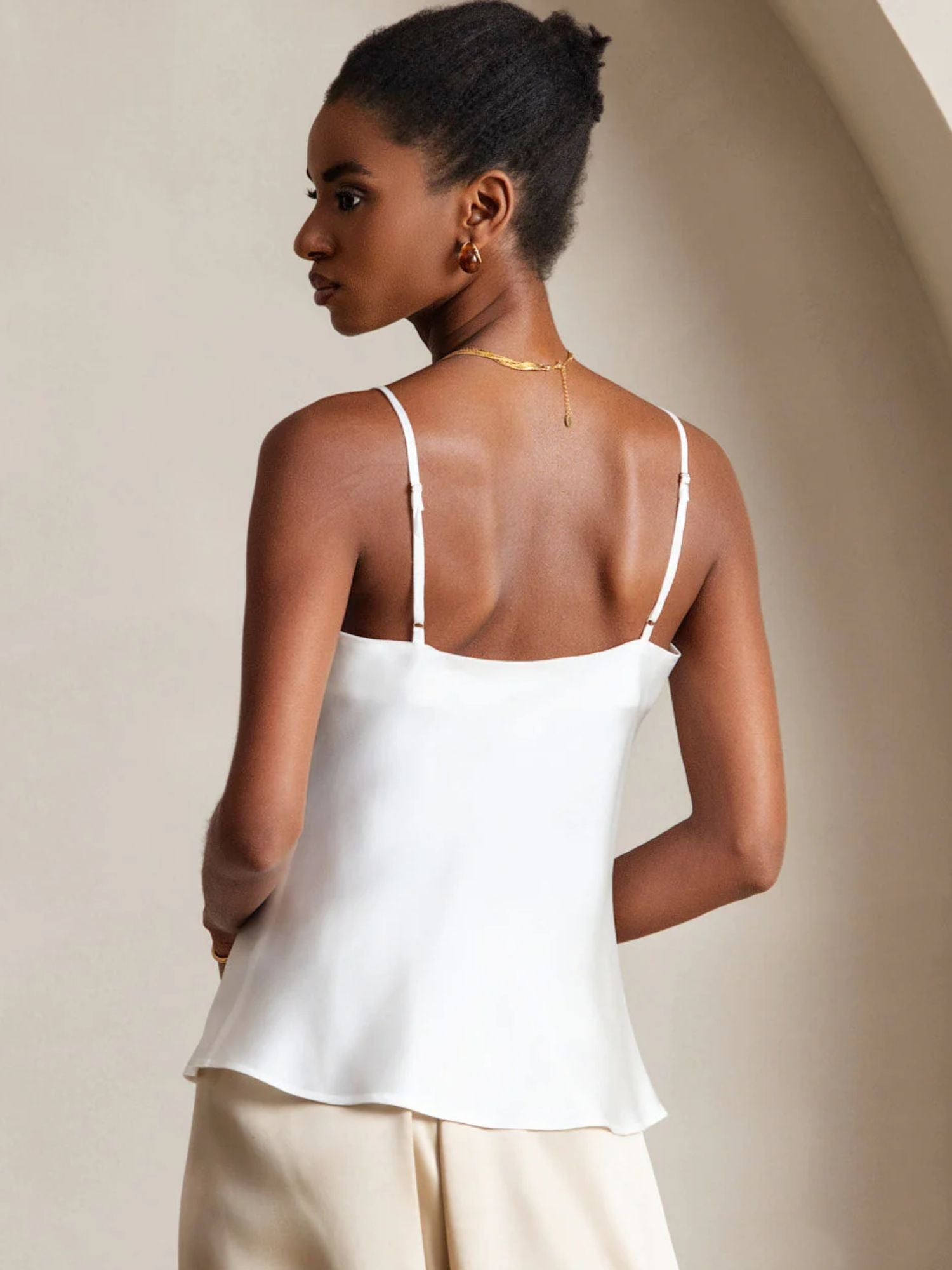 [White] SilkSilky-AU Spaghetti Strap V Neck Camisole 002