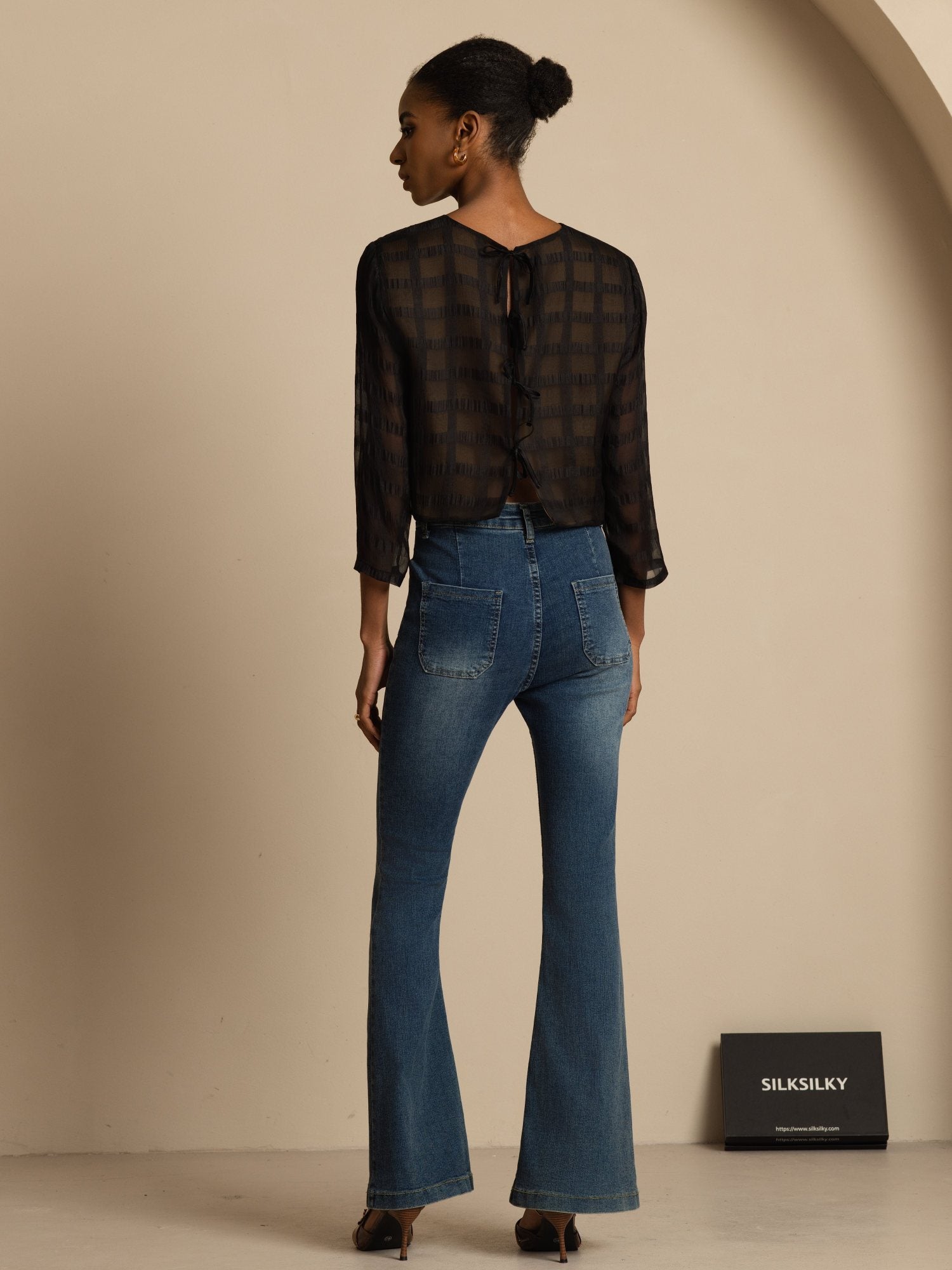 [Black] SilkSilky-AU Pure Silk Long Sleeve Round Neck Blouse 007