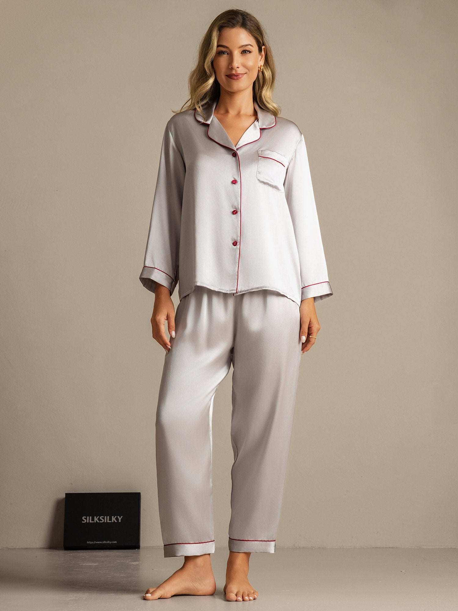 [Silver] SilkSilky-AU Pure Silk Womens Pajamas 001