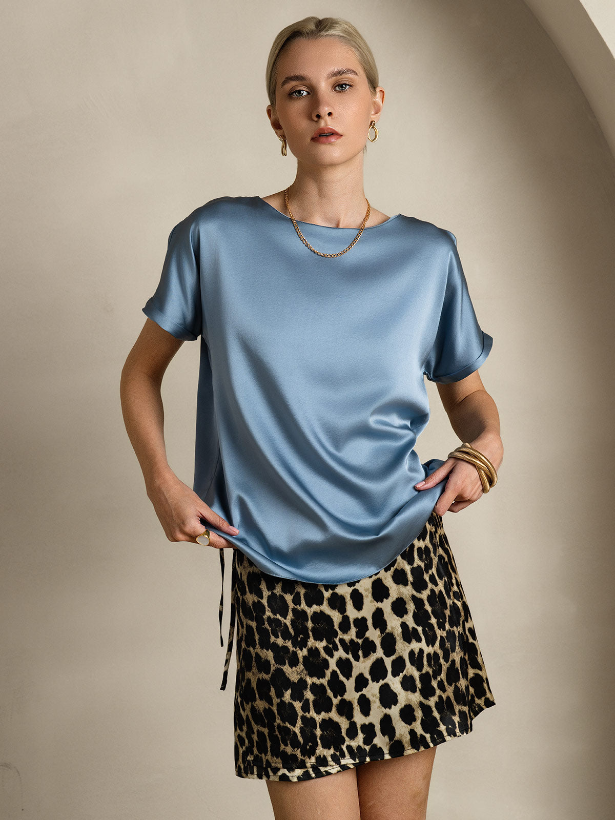 [Grayish Blue] SilkSilky-AU 19Momme Silk Short Sleeve Round Neck Women's T-Shirt 001