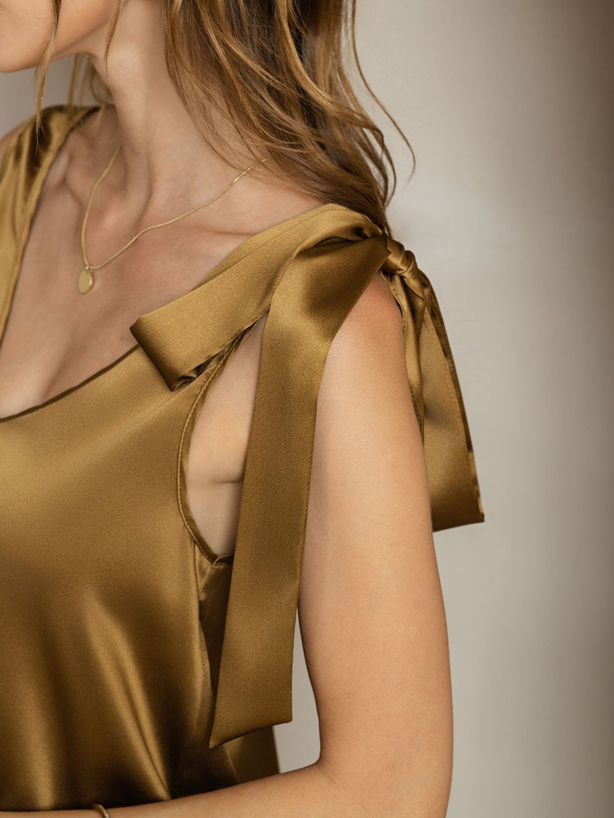 [Bronze] SilkSilky-AU 19Momme Silk V Neck Women''s Outfit Sets 003