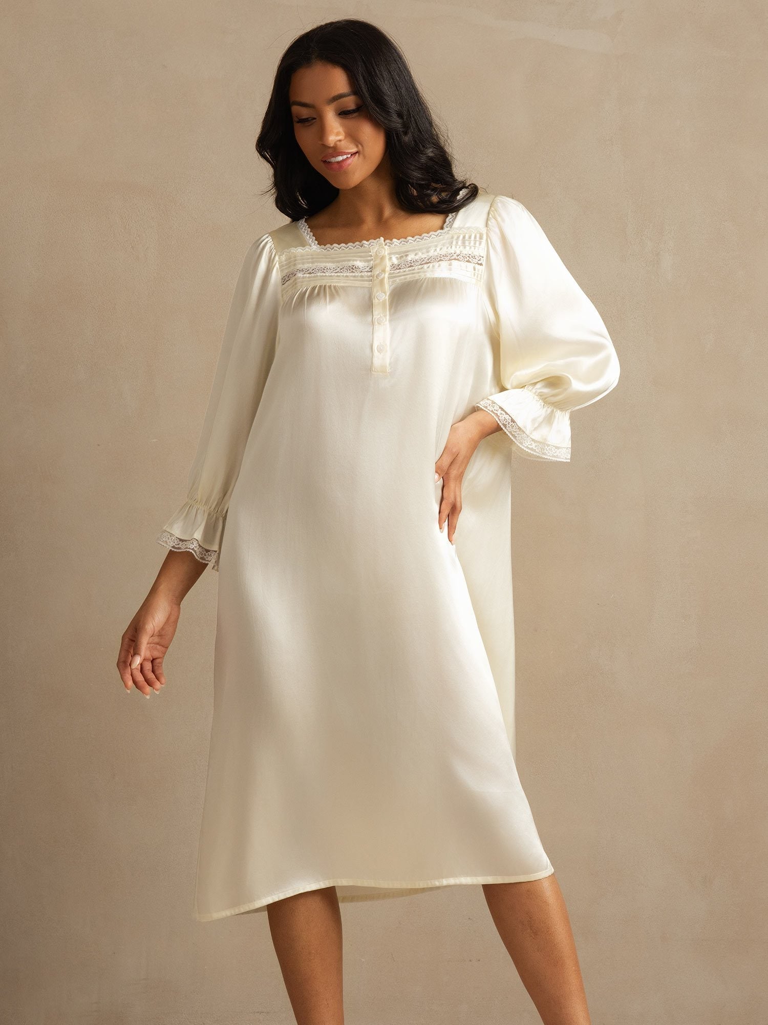 [White] SilkSilky-AU Pure Silk Square Neck Nightgown 009