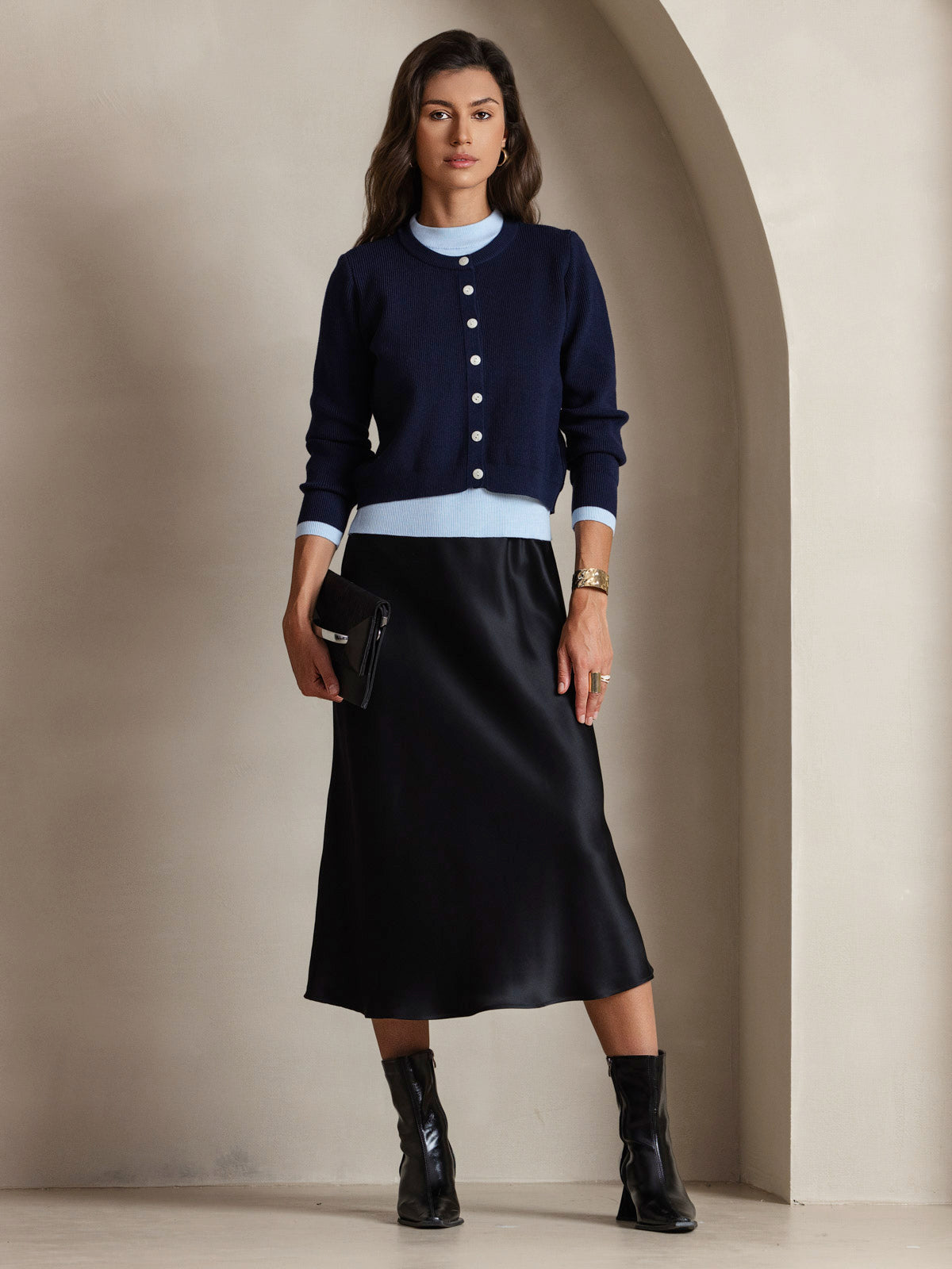 [Black] SilkSilky-AU Spaghetti Strap V Neck Dress 007