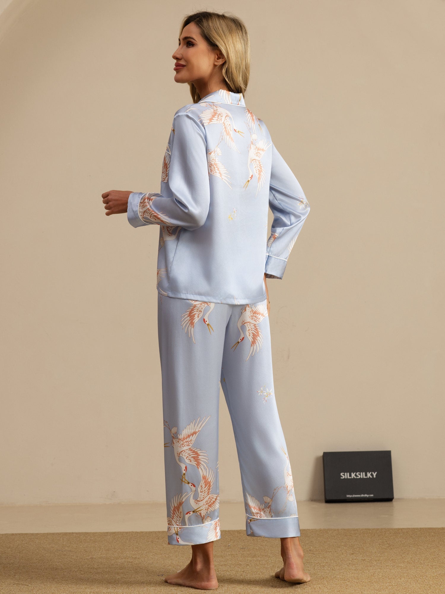 [Light Blue] SilkSilky-AU 19Momme Long Sleeve Notch Collar Women's Pyjamas 002