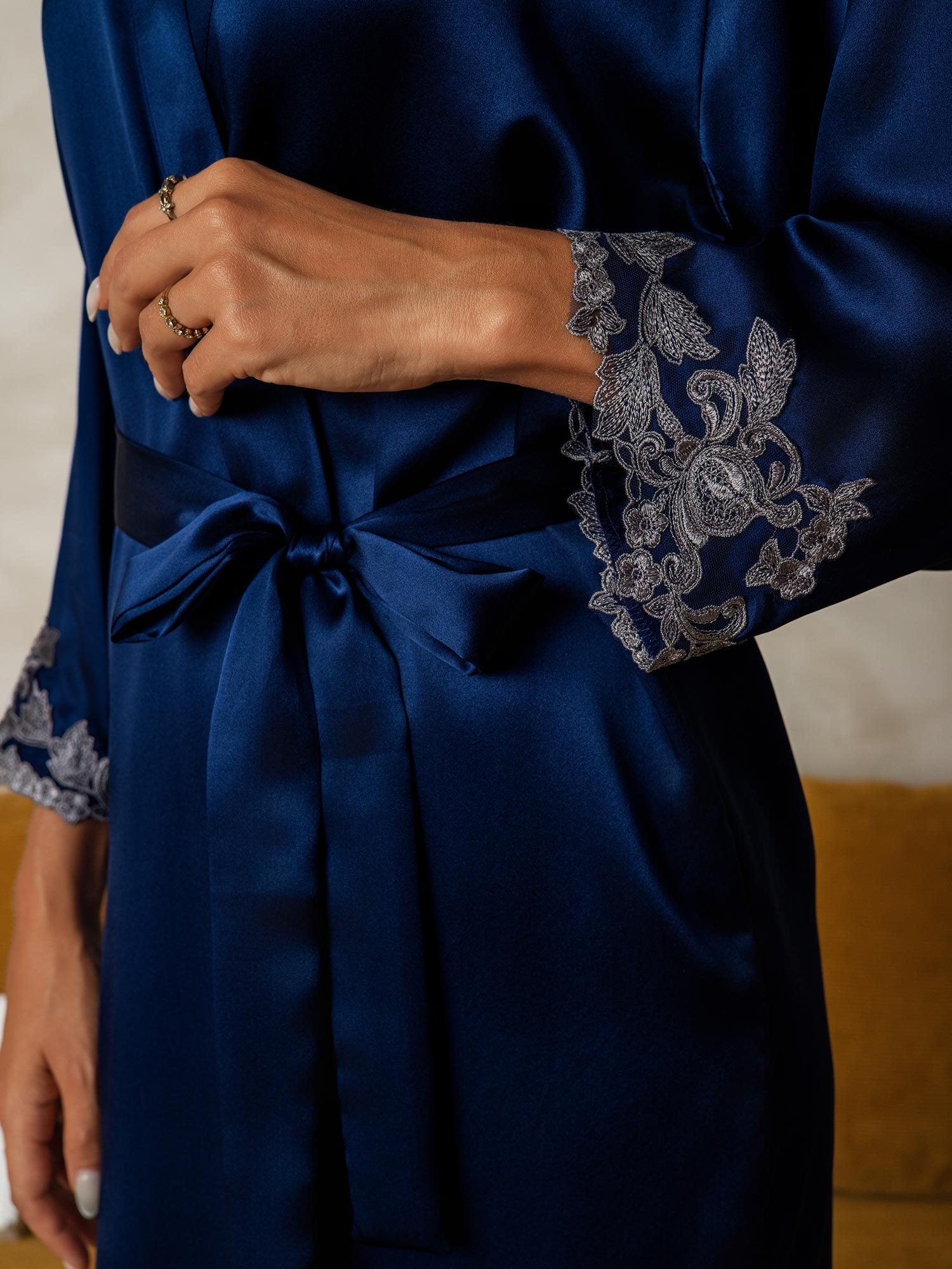 [Dark Blue] SilkSilky-AU Pure Silk Split Women's Dressing Gown 003