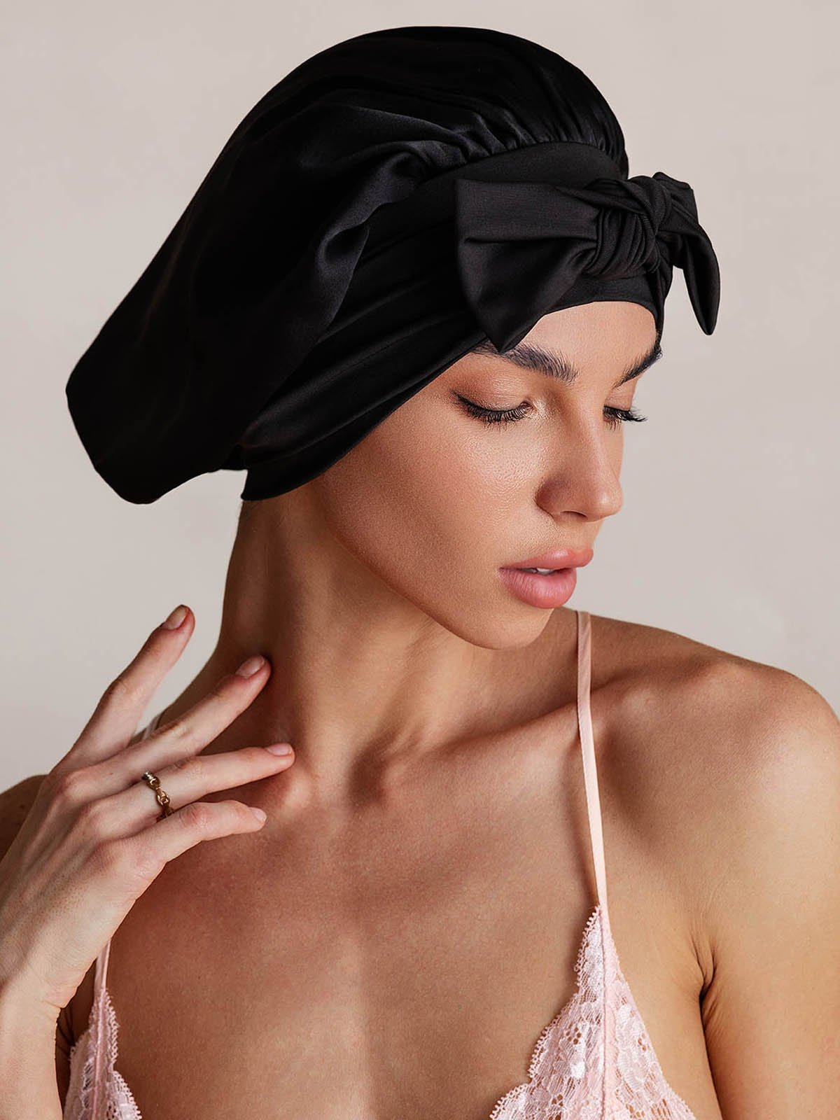 SilkSilky-AU Pure Silk Sleep Cap Black 002