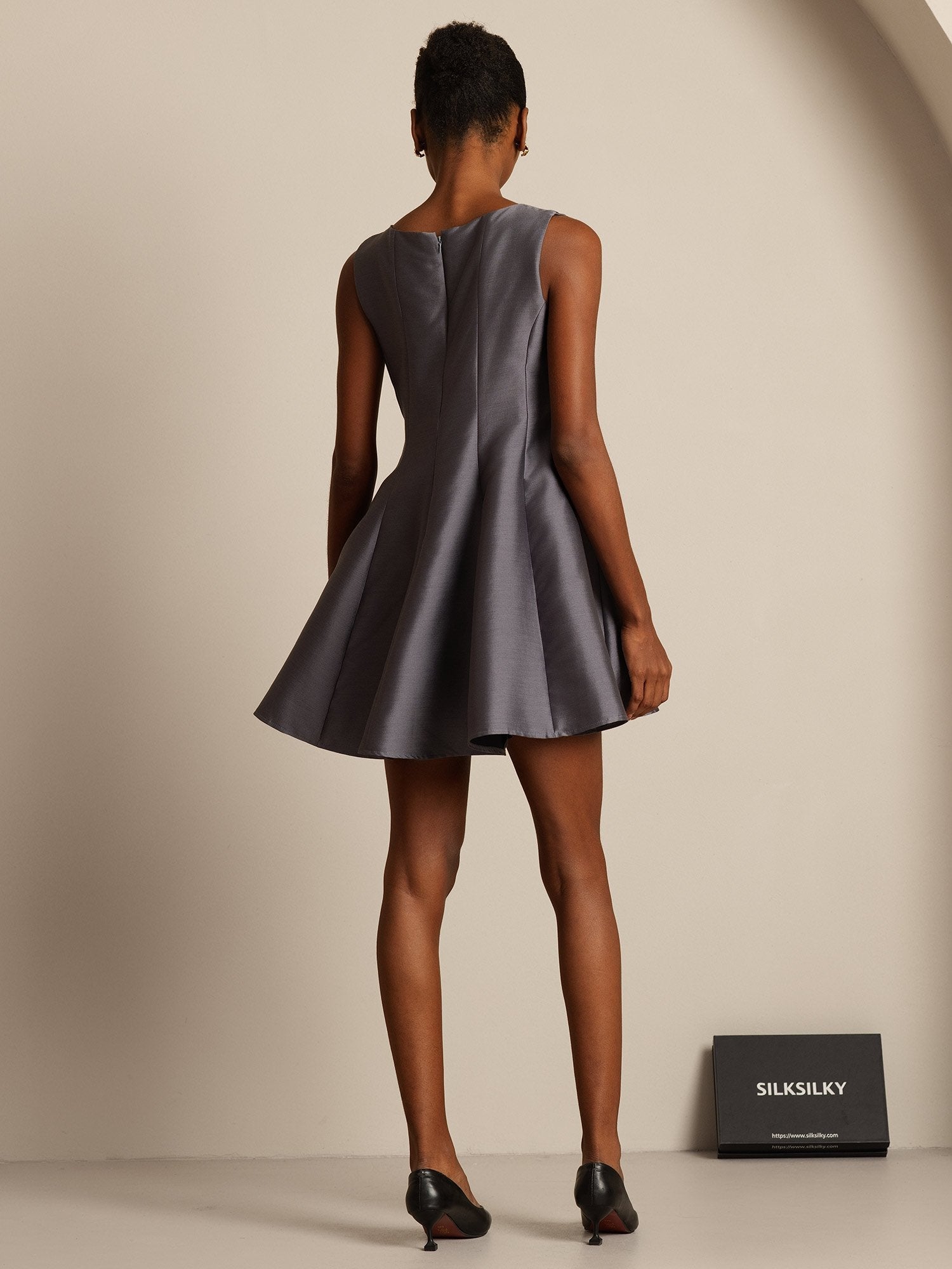[Gray] SilkSilky-AU 32Momme Wool Dress 002,