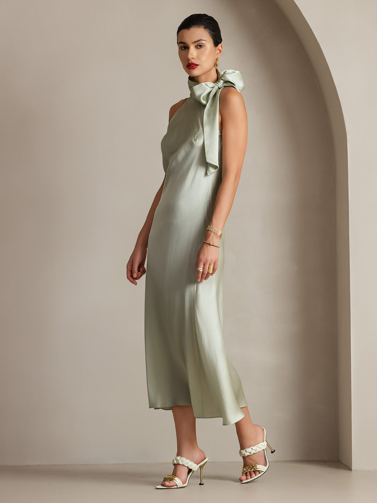[Light Green] SilkSilky-AU 19Momme Silk Sleeveless Tie Neck Dress 006