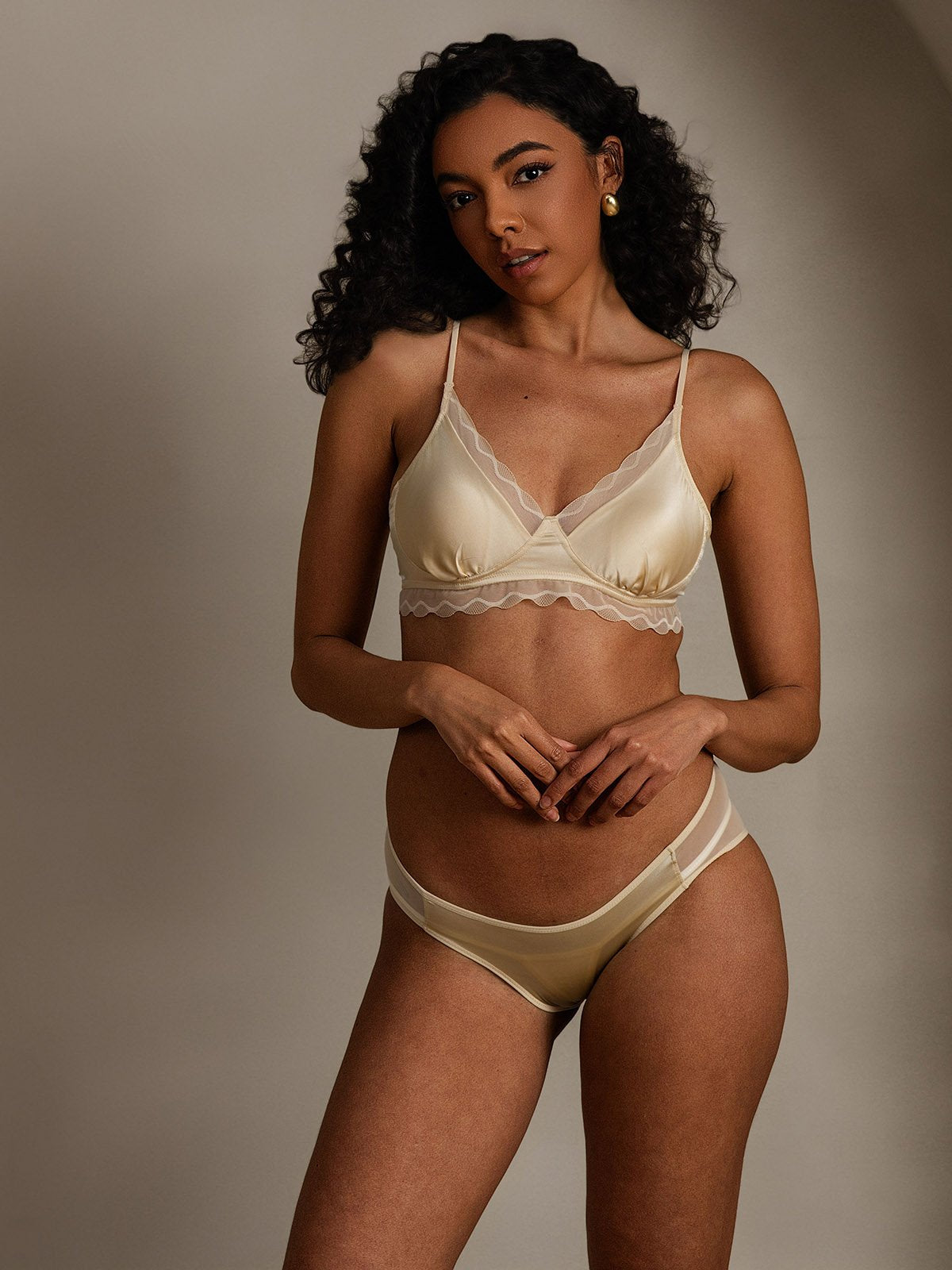 SilkSilky-AU Pure Silk Bra&Panty Set Beige 004