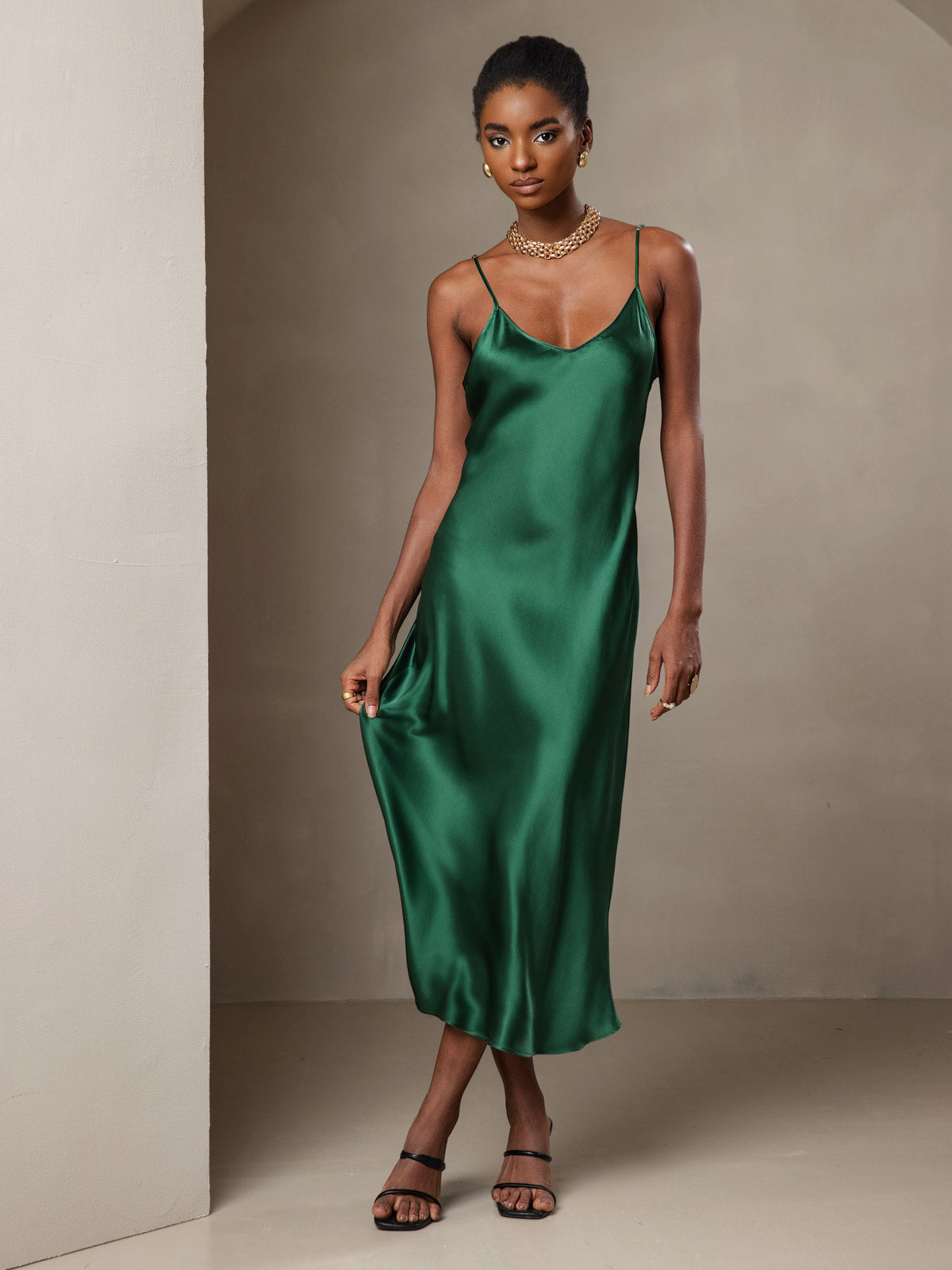 [Green] SilkSilky-AU Spaghetti Strap V Neck Dress 006