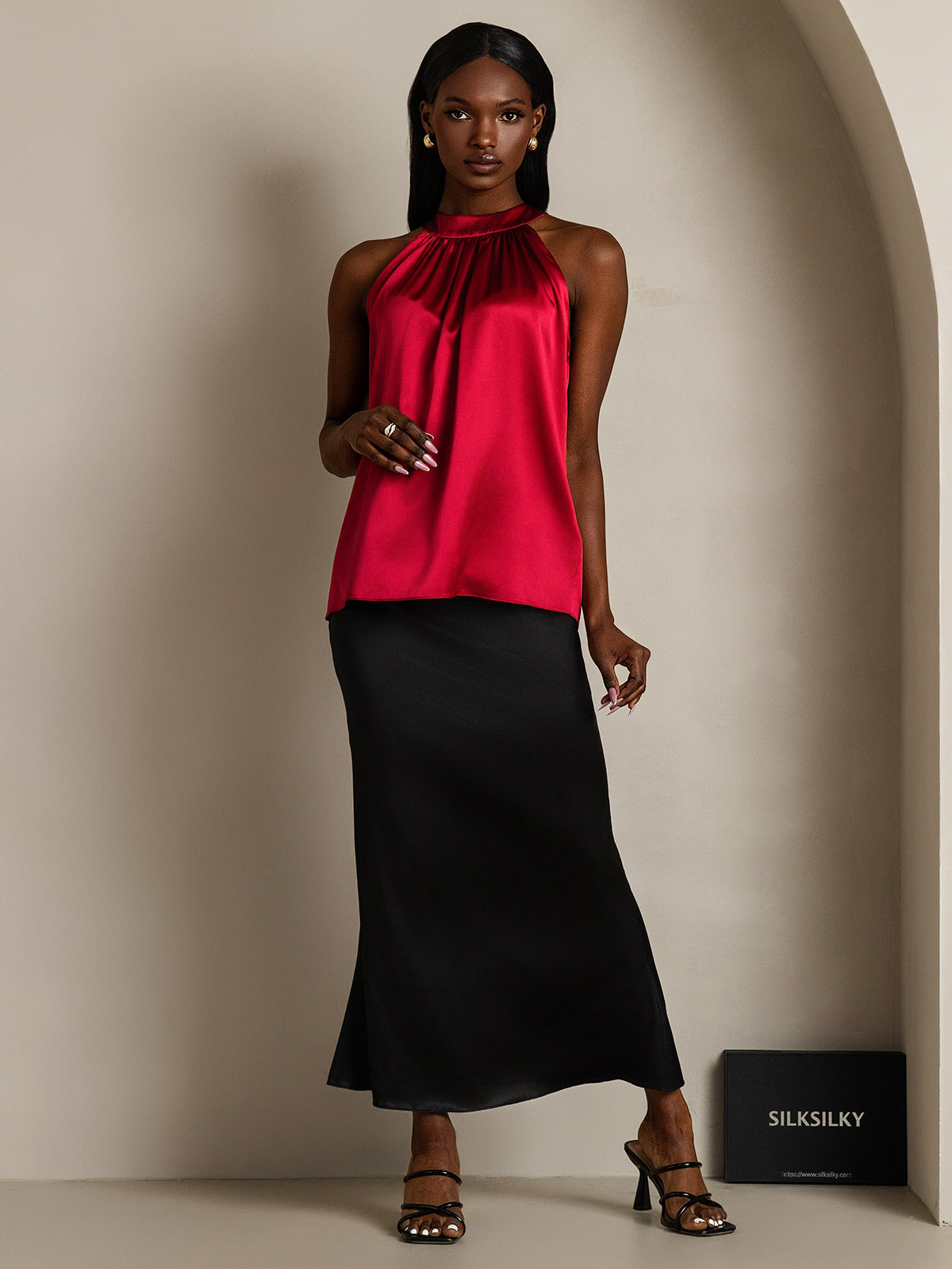 [Wine] SilkSilky-AU 19Momme Silk Sleeveless Halter Neck Women's T-Shirt 001