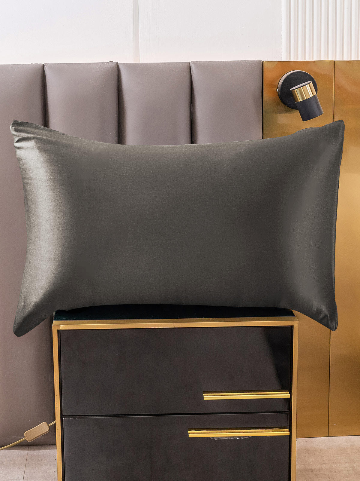 SilkSilky AU 30Momme Pure Silk Pillowcase DarkGray 001