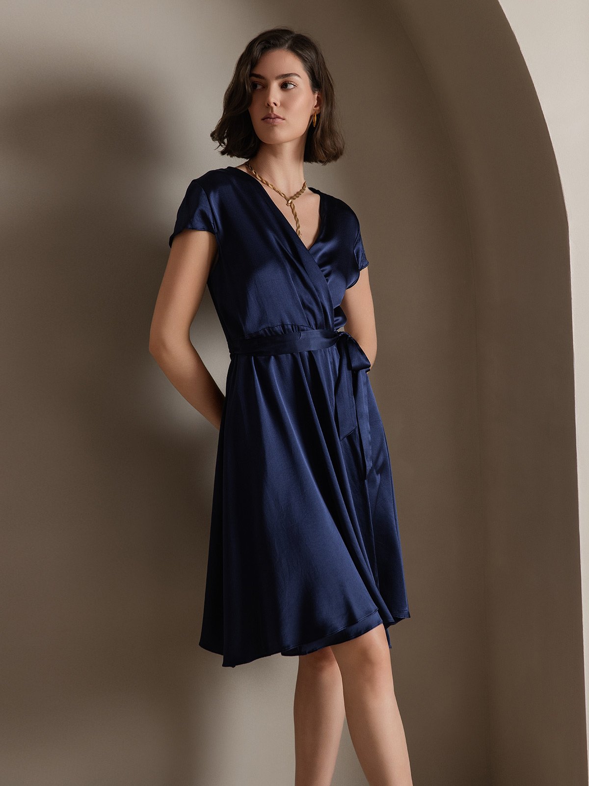 SilkSilky AU 19Momme Silk Short Sleeve V Neck Dress DarkBlue 005