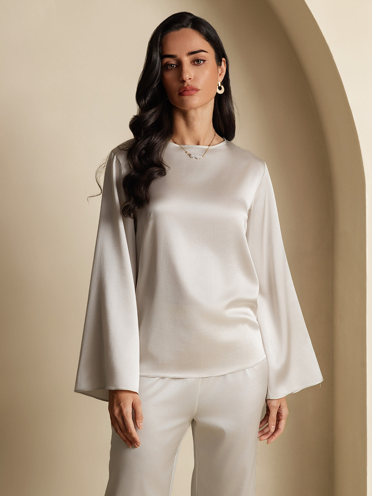 [Light Gray] SilkSilky-AU 19Momme Silk Round Neck Women's T-Shirt 003