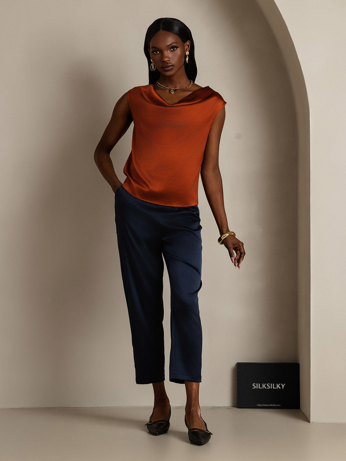 [Caramel] SilkSilky-AU 19Momme Silk Sleeveless Cowl Neck Women's T-Shirt 007