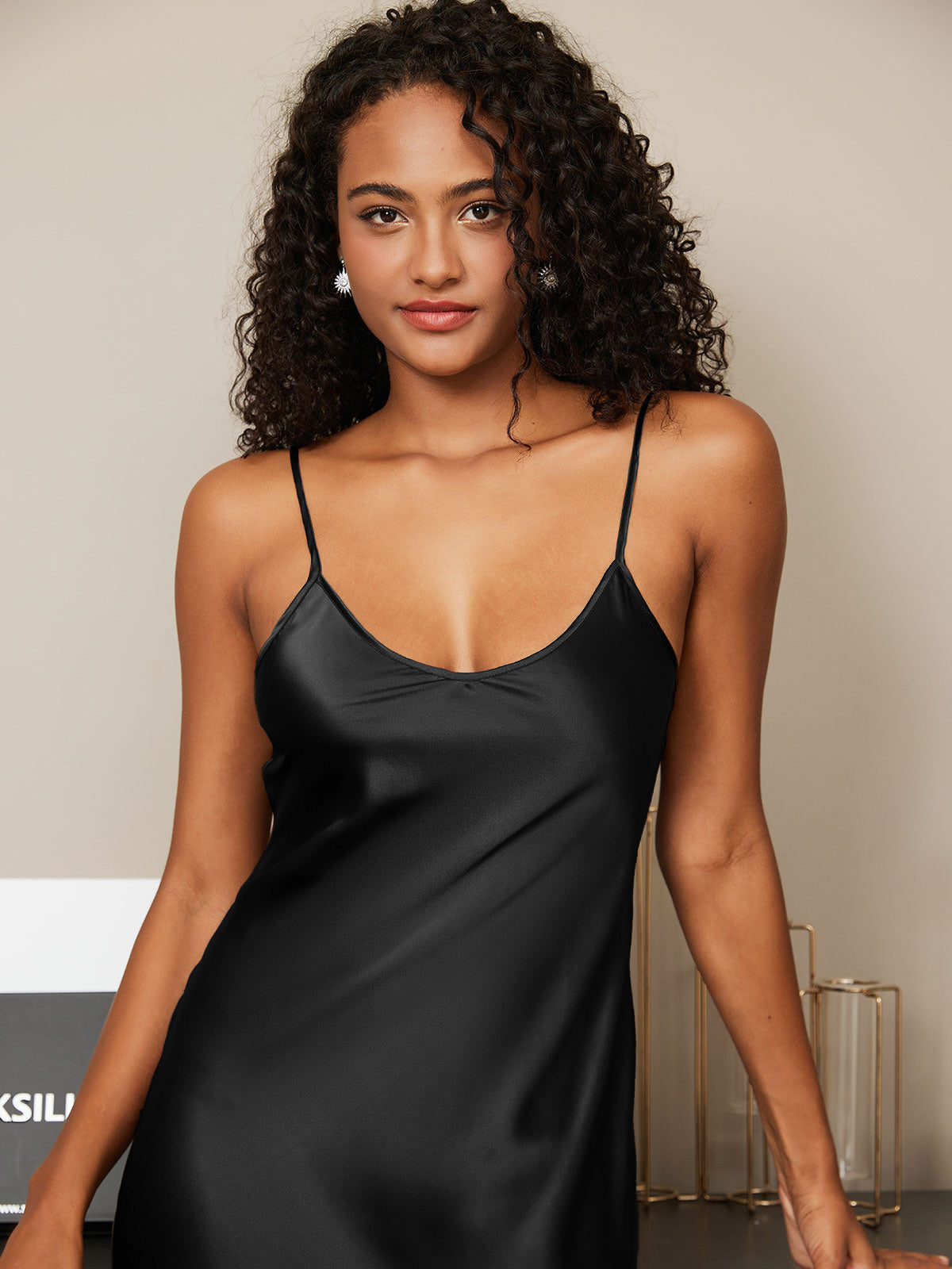 SilkSilky-AU Pure Silk Sleeveless Round Neck Nightgown Black 005