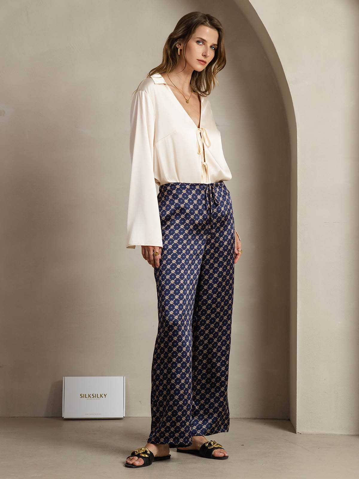 [Navy Chain] SilkSilky-AU 19Momme Silk Womens Pants 004
