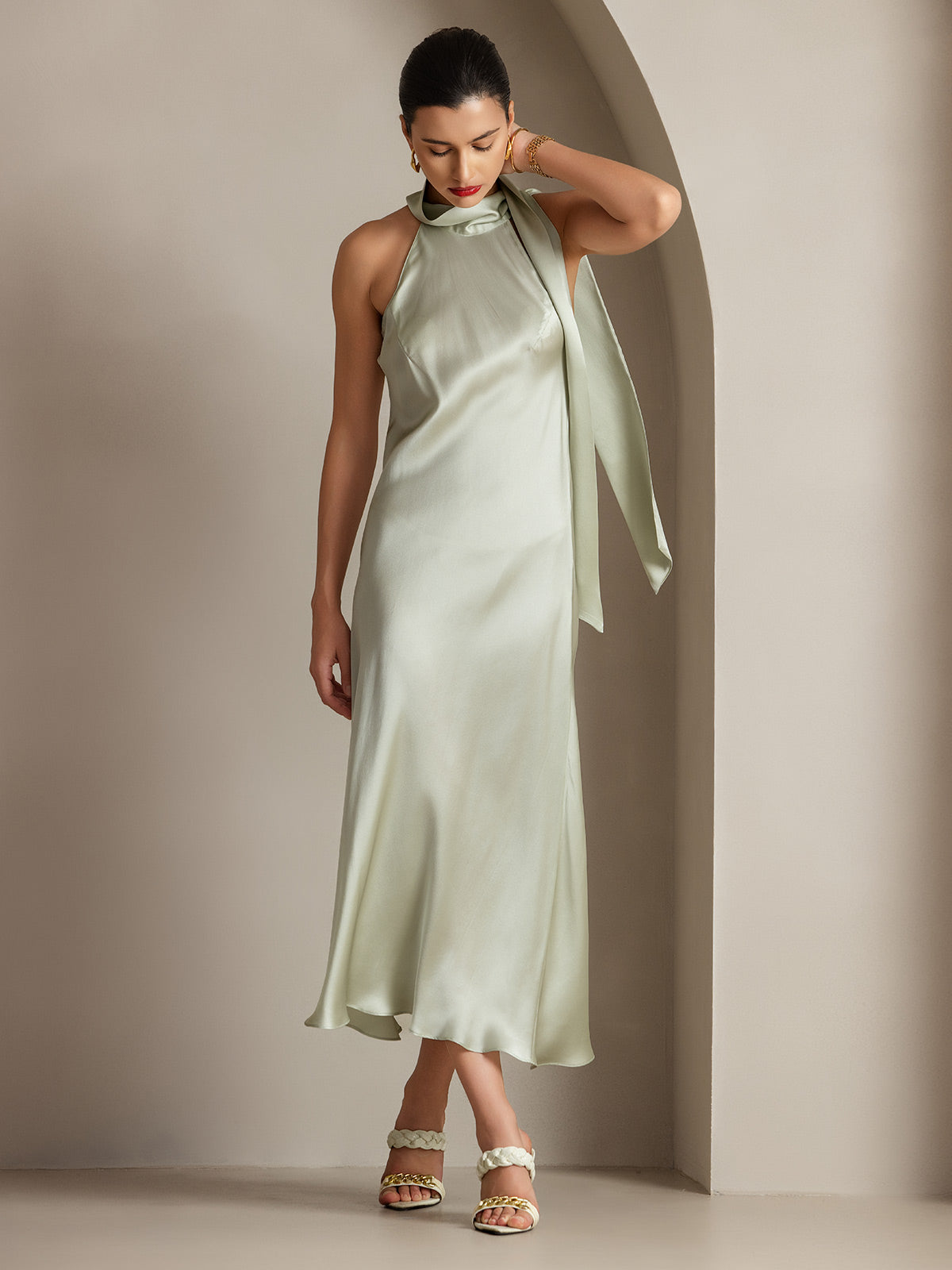 [Light Green] SilkSilky-AU 19Momme Silk Sleeveless Tie Neck Dress 005