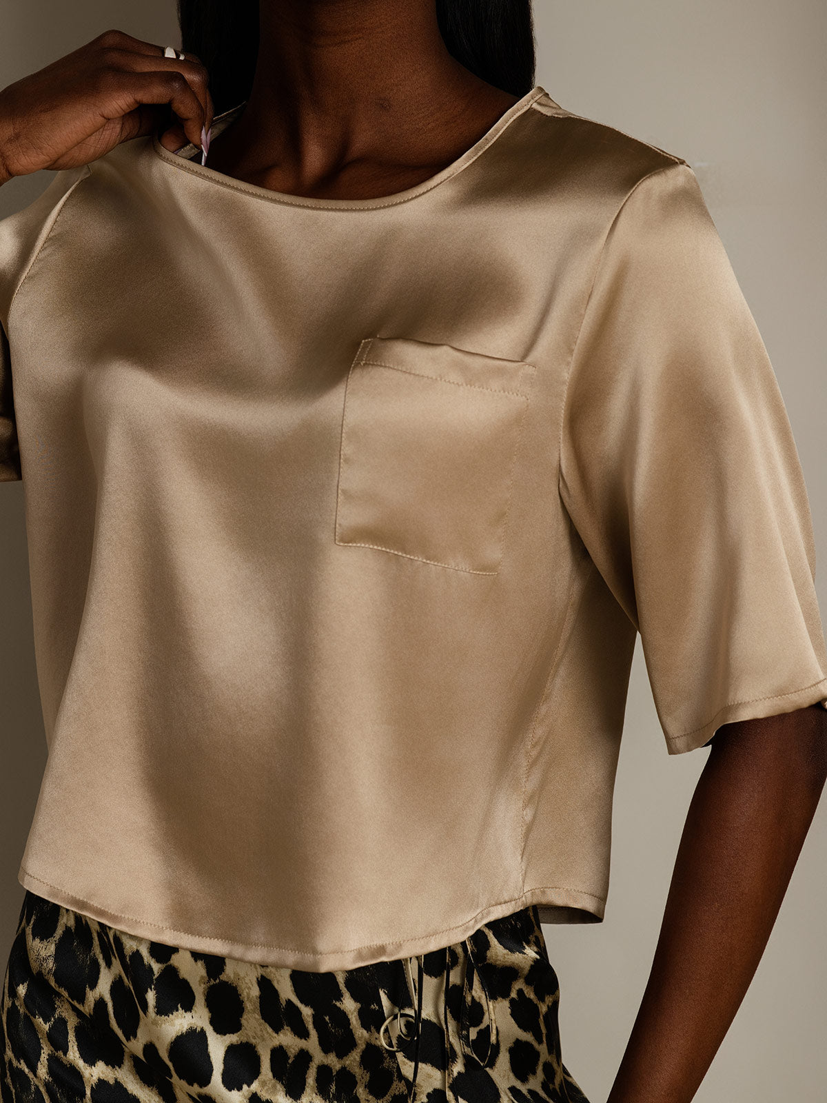 [Champagne] SilkSilky-AU Pure Silk Boat Neck Women's T-Shirt 008