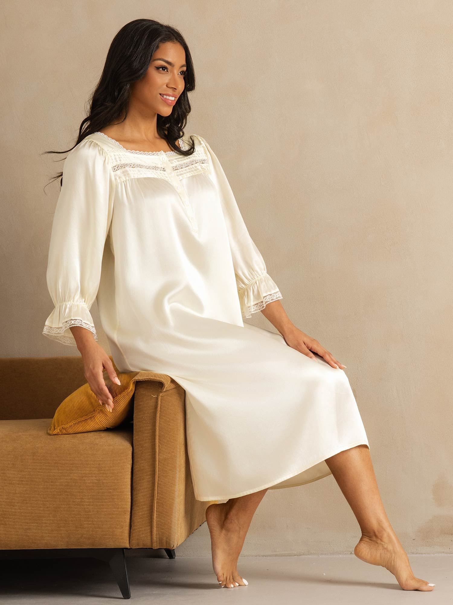 [White] SilkSilky-AU Pure Silk Square Neck Nightgown 008