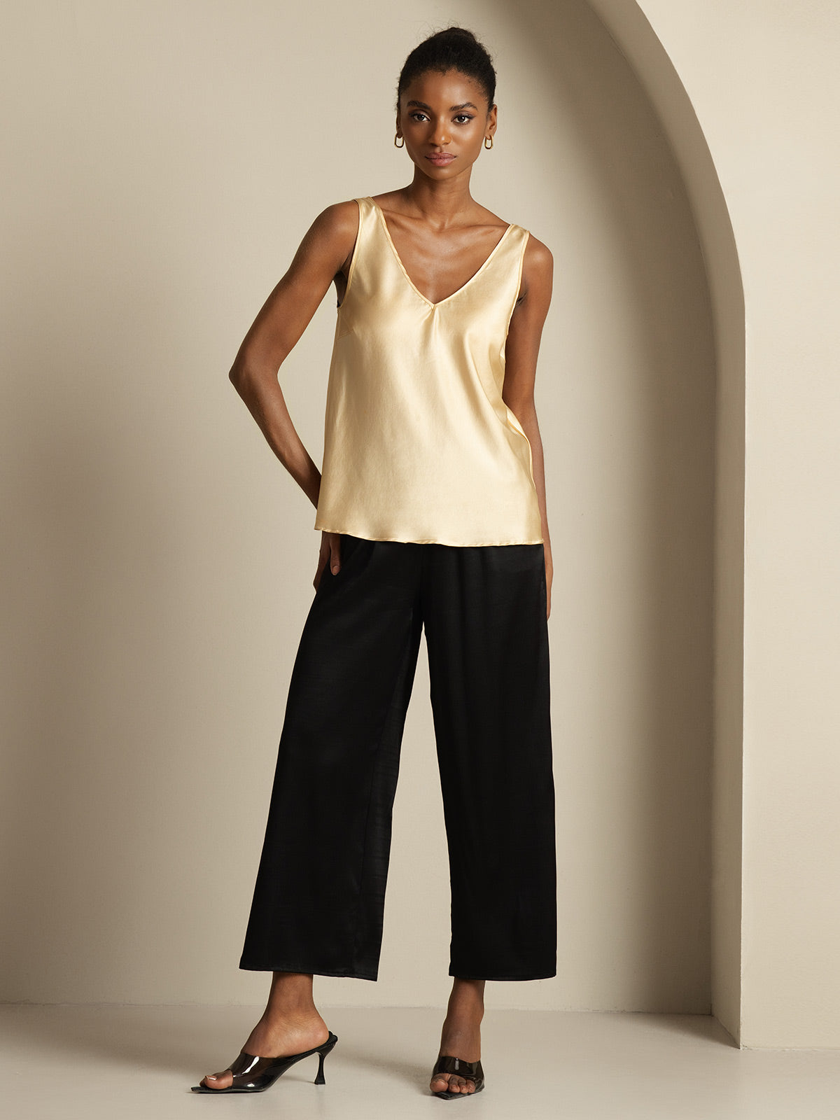 [Champagne] SilkSilky-AU 19Momme Silk V Neck Camisole 008