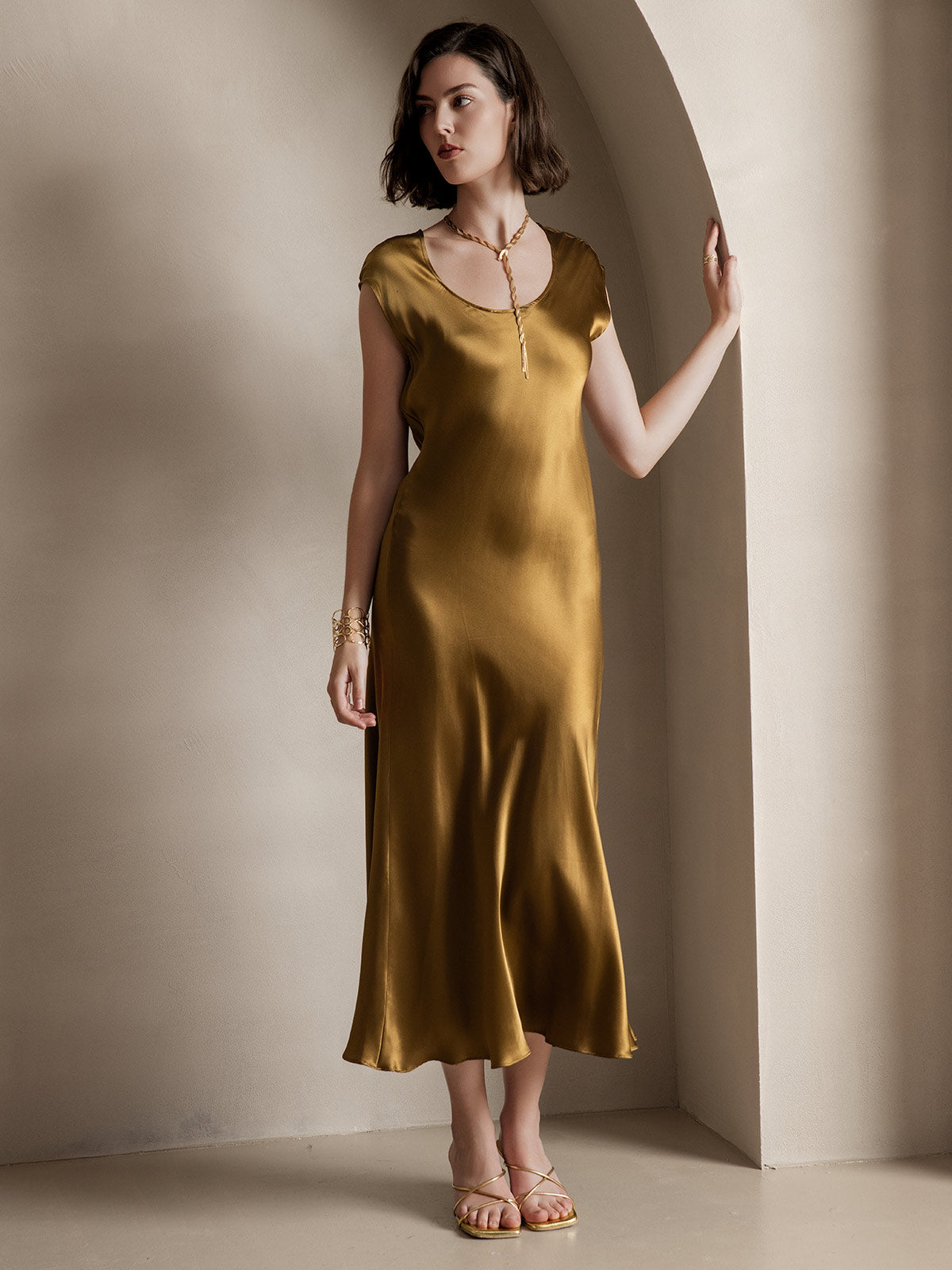 SilkSilky-AU 19Momme Silk Sleeveless Round Neck Dress Brown 007
